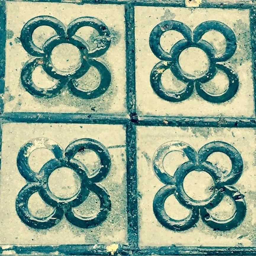 Property building in Casa Migdia