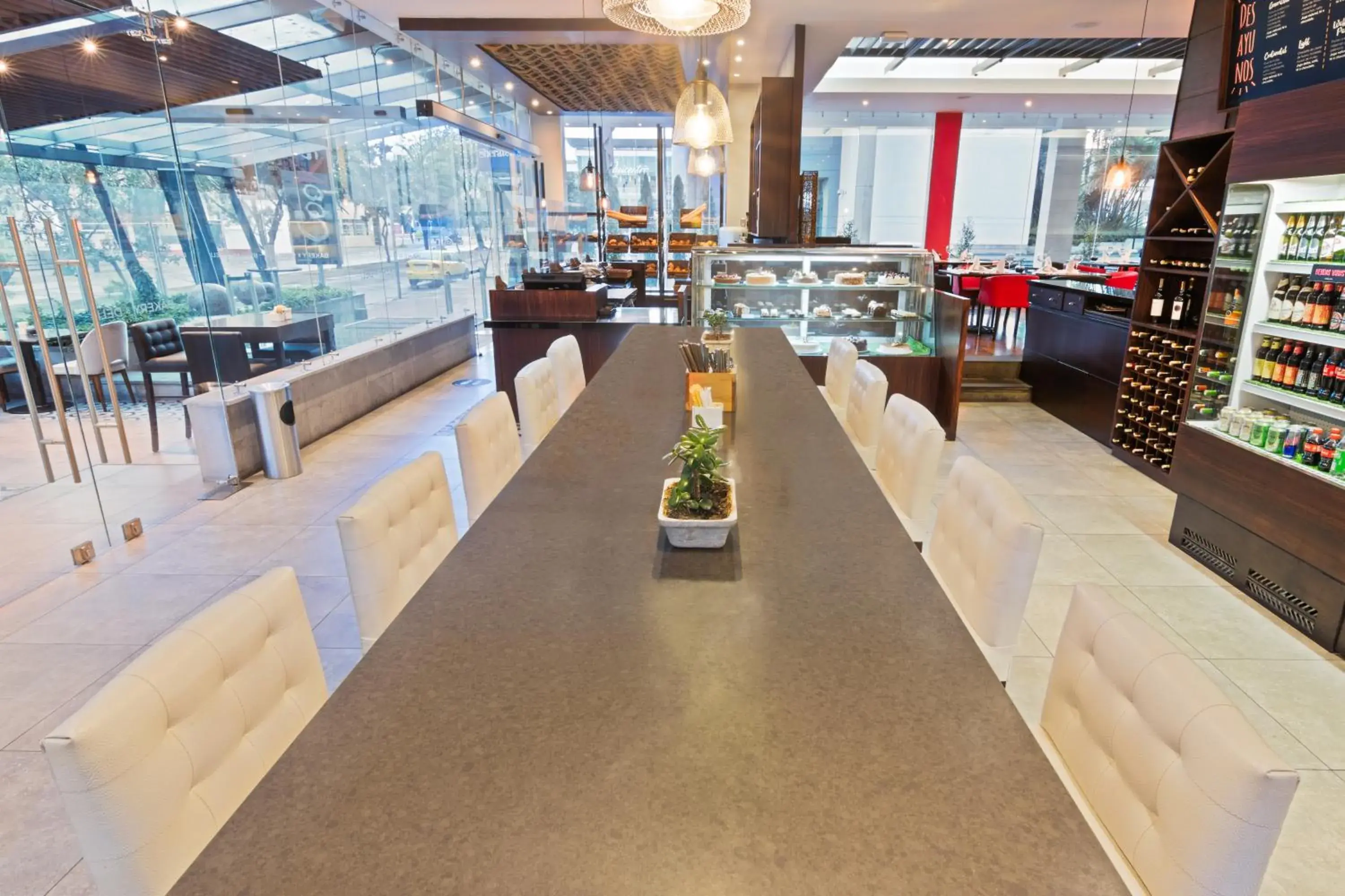 Restaurant/places to eat in Sheraton Quito Restaurant/places to eat in Sheraton Quito