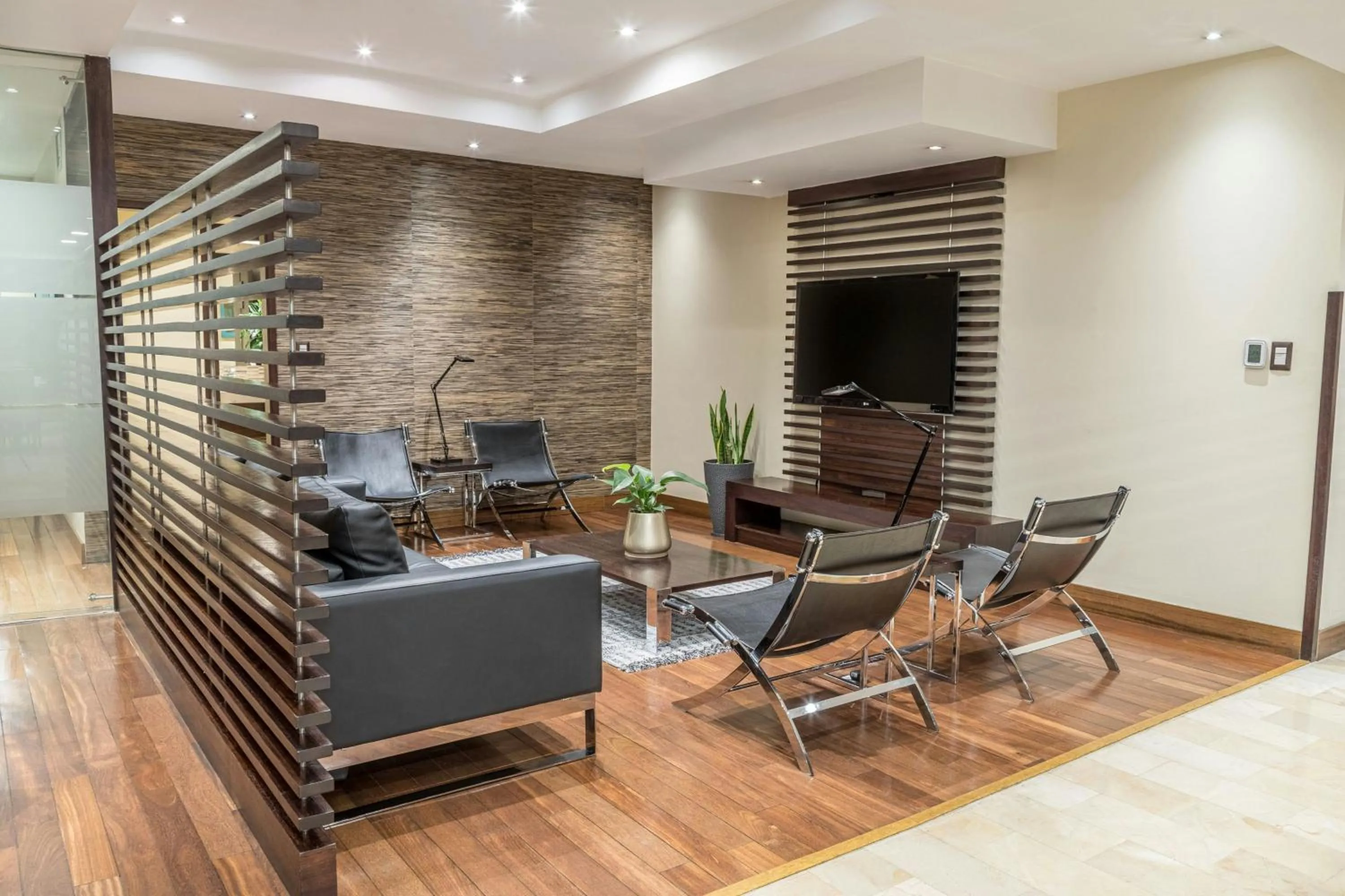 Lounge or bar in Sheraton Quito