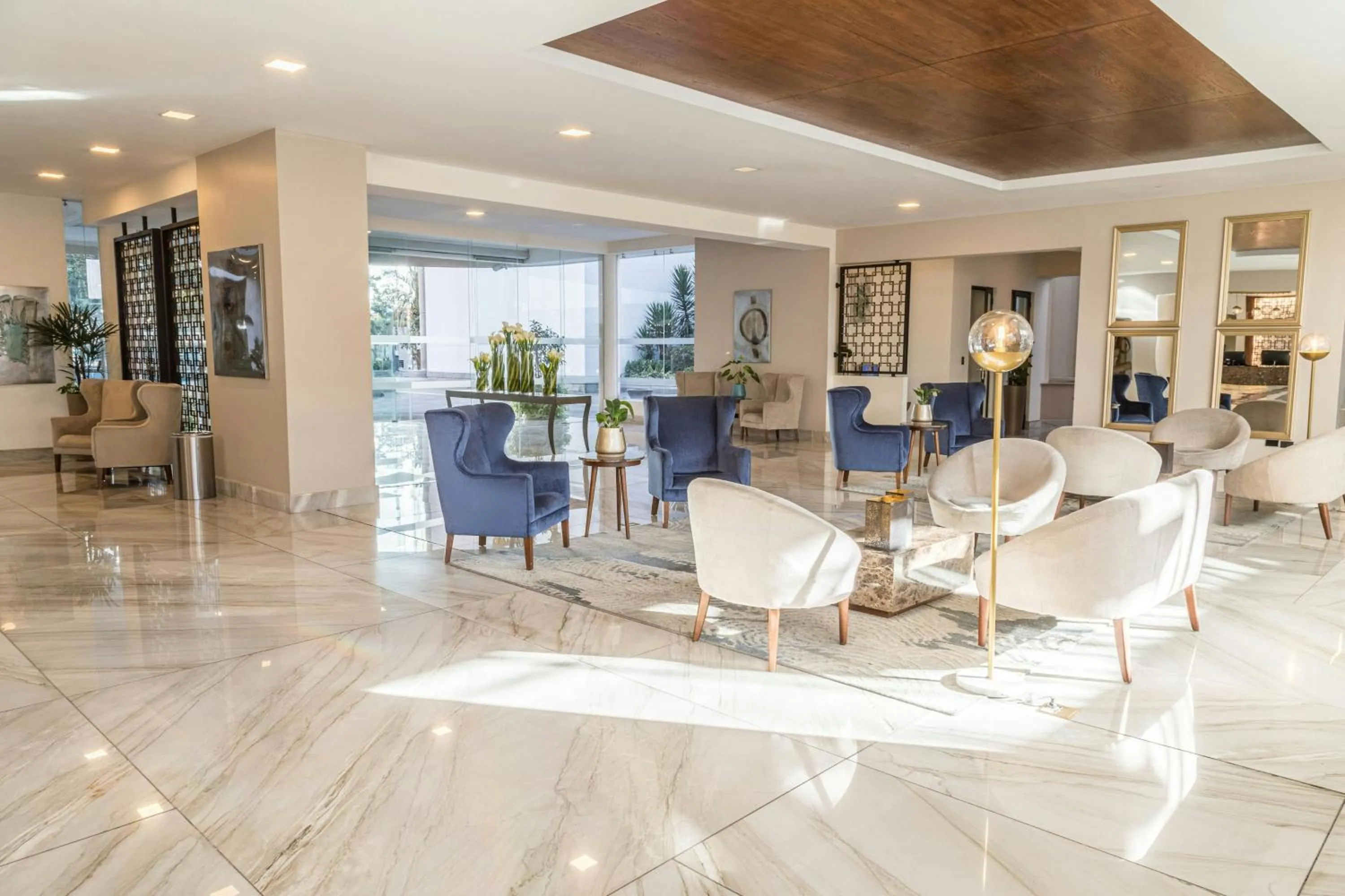 Lobby or reception in Sheraton Quito