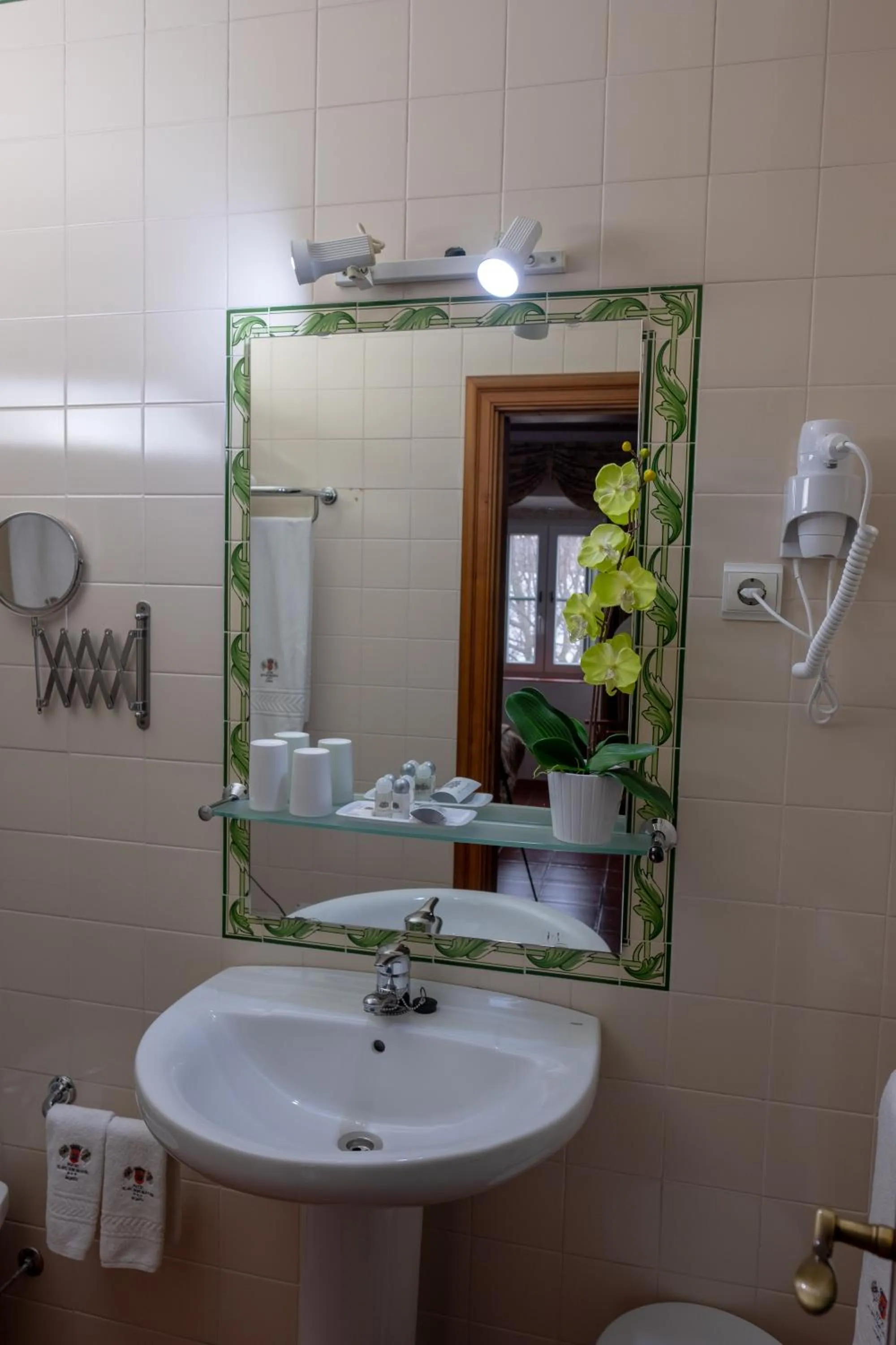 Bathroom in Hotel El Rei Dom Manuel