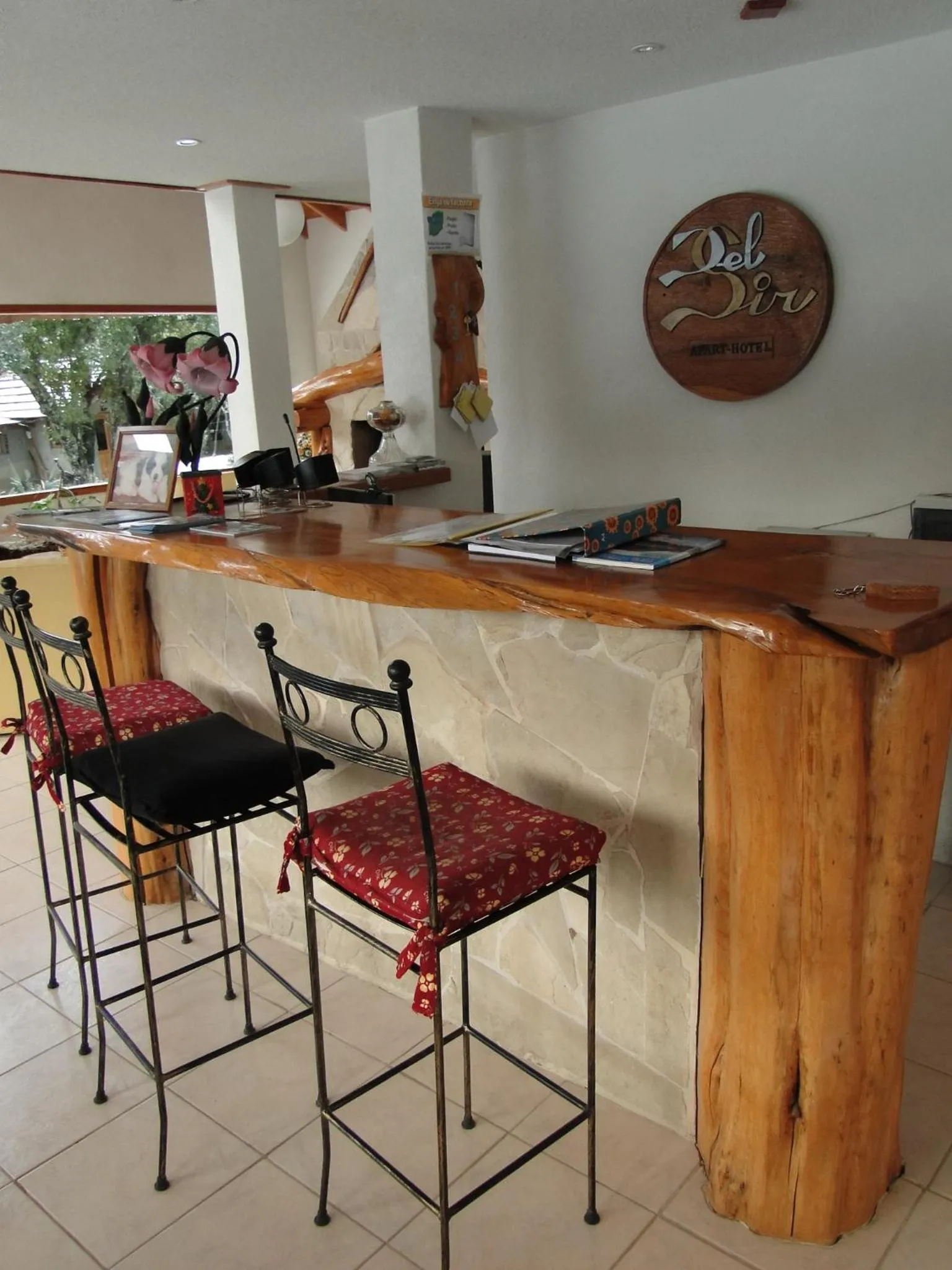 Apart Hotel y Hosteria del Sir