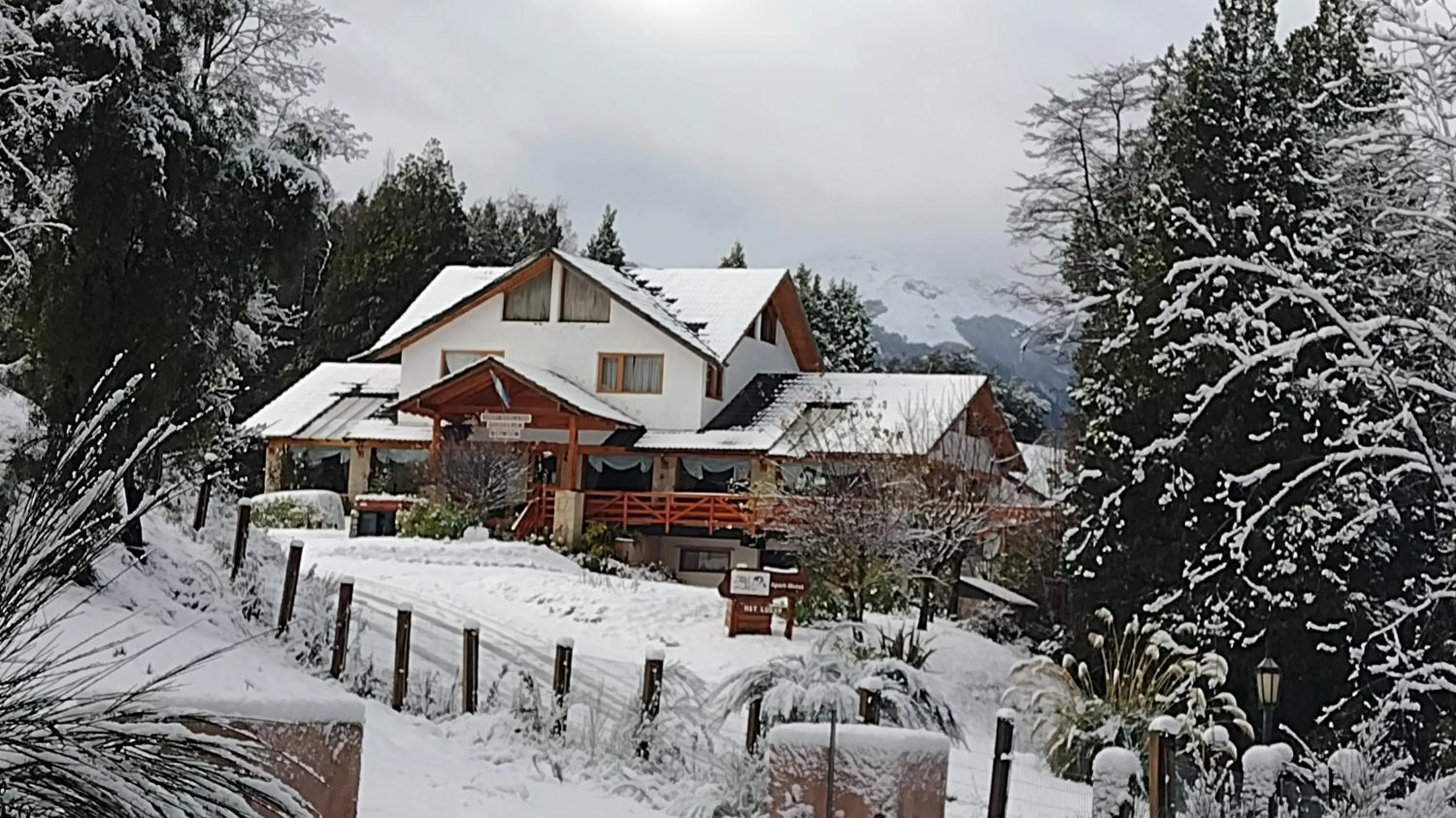 Apart Hotel y Hosteria del Sir