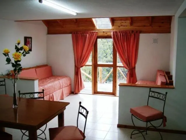 Living room in Apart Hotel y Hosteria del Sir