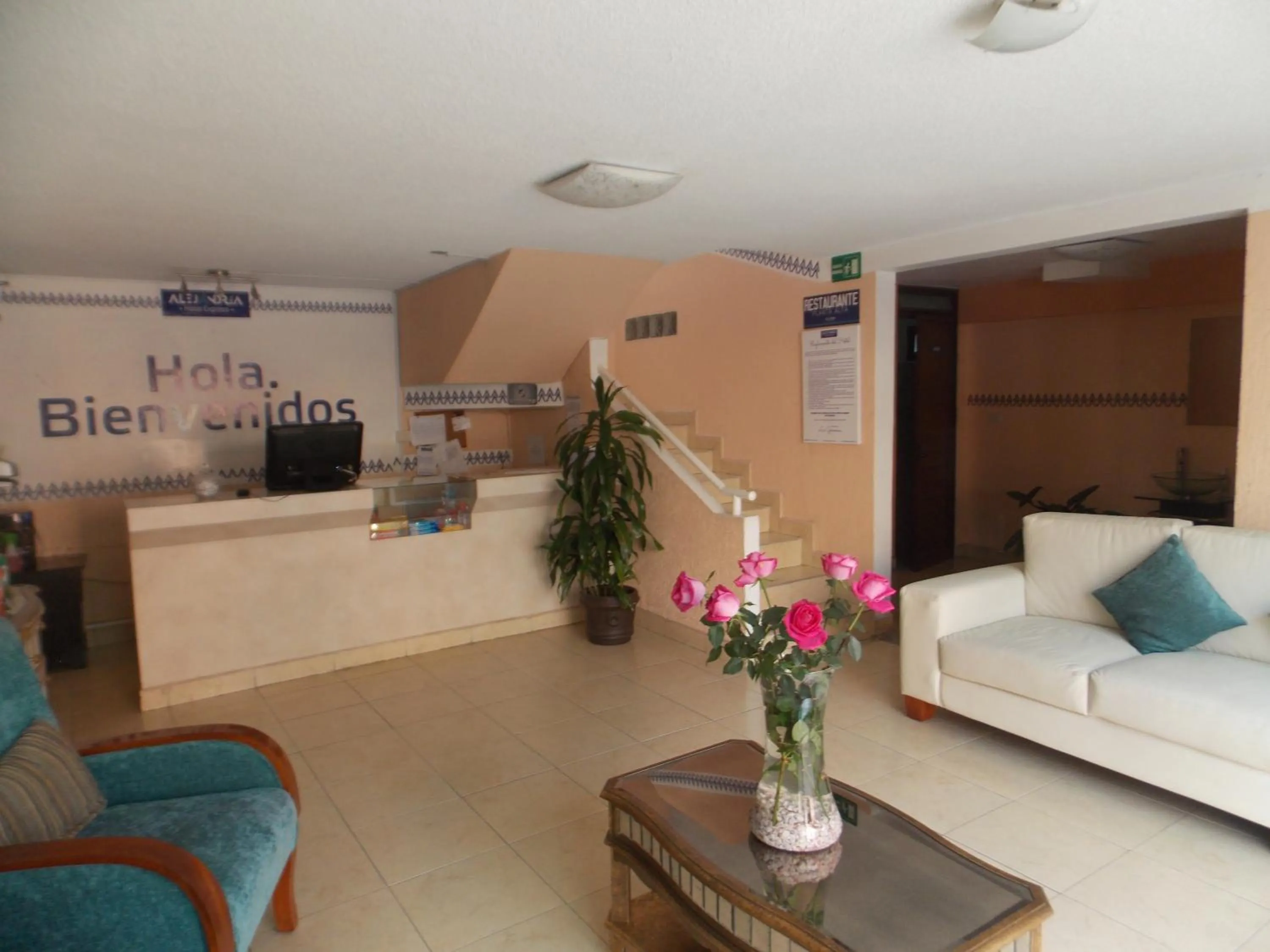 Lobby or reception, Bed in Hotel Express Alejandría