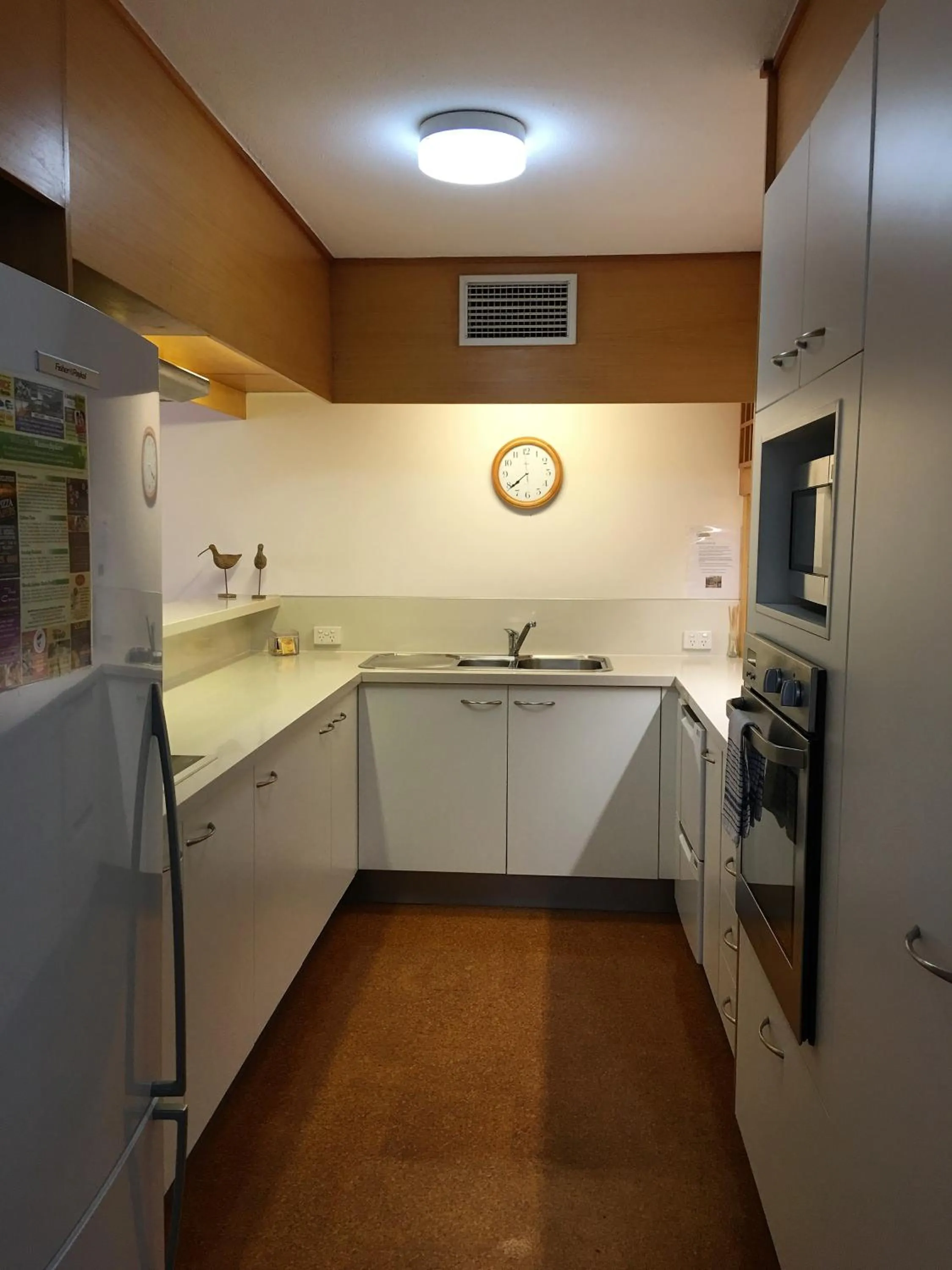 Kitchen or kitchenette in Camargue Beachfront Apartments