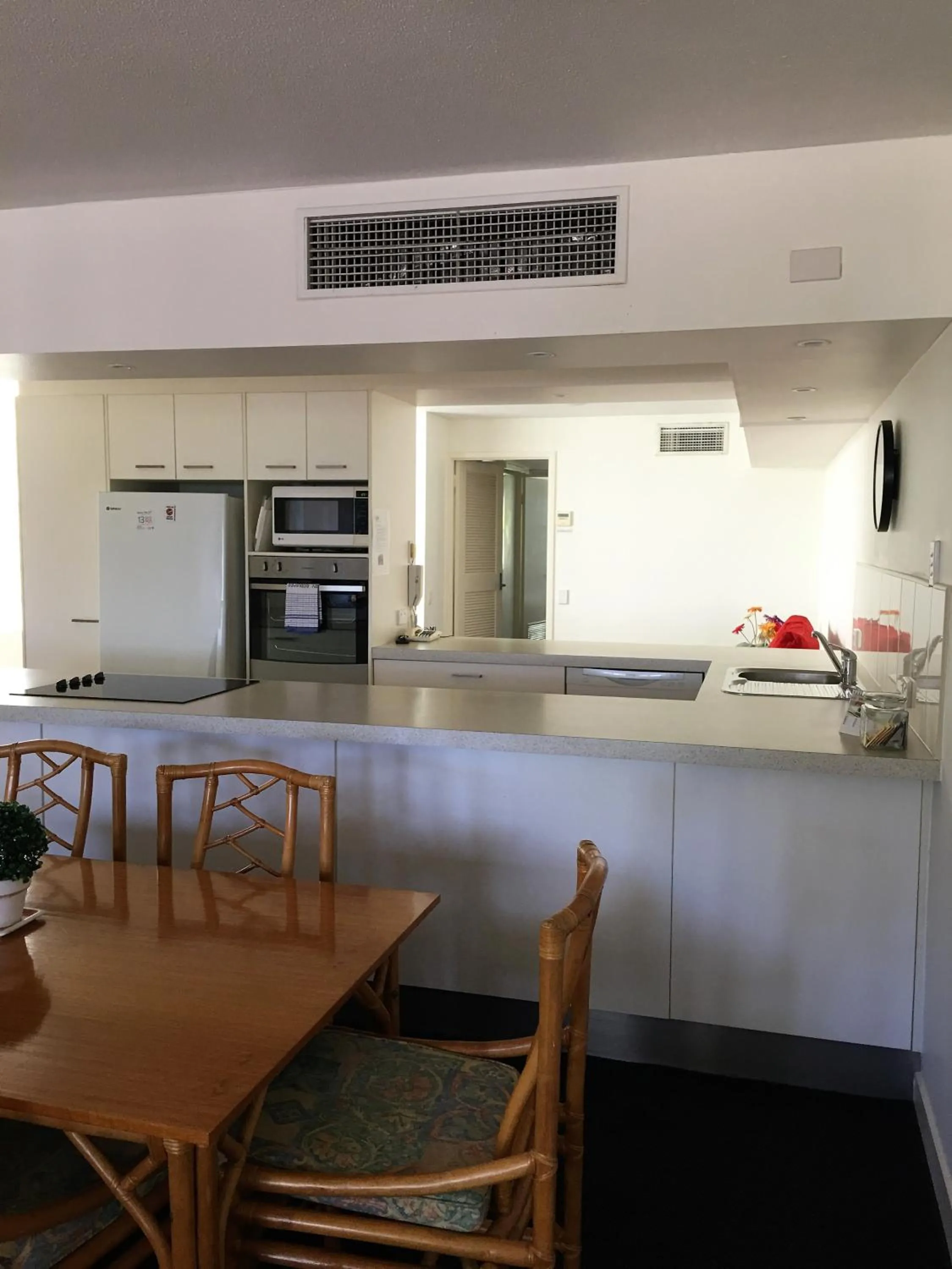 Kitchen or kitchenette in Camargue Beachfront Apartments