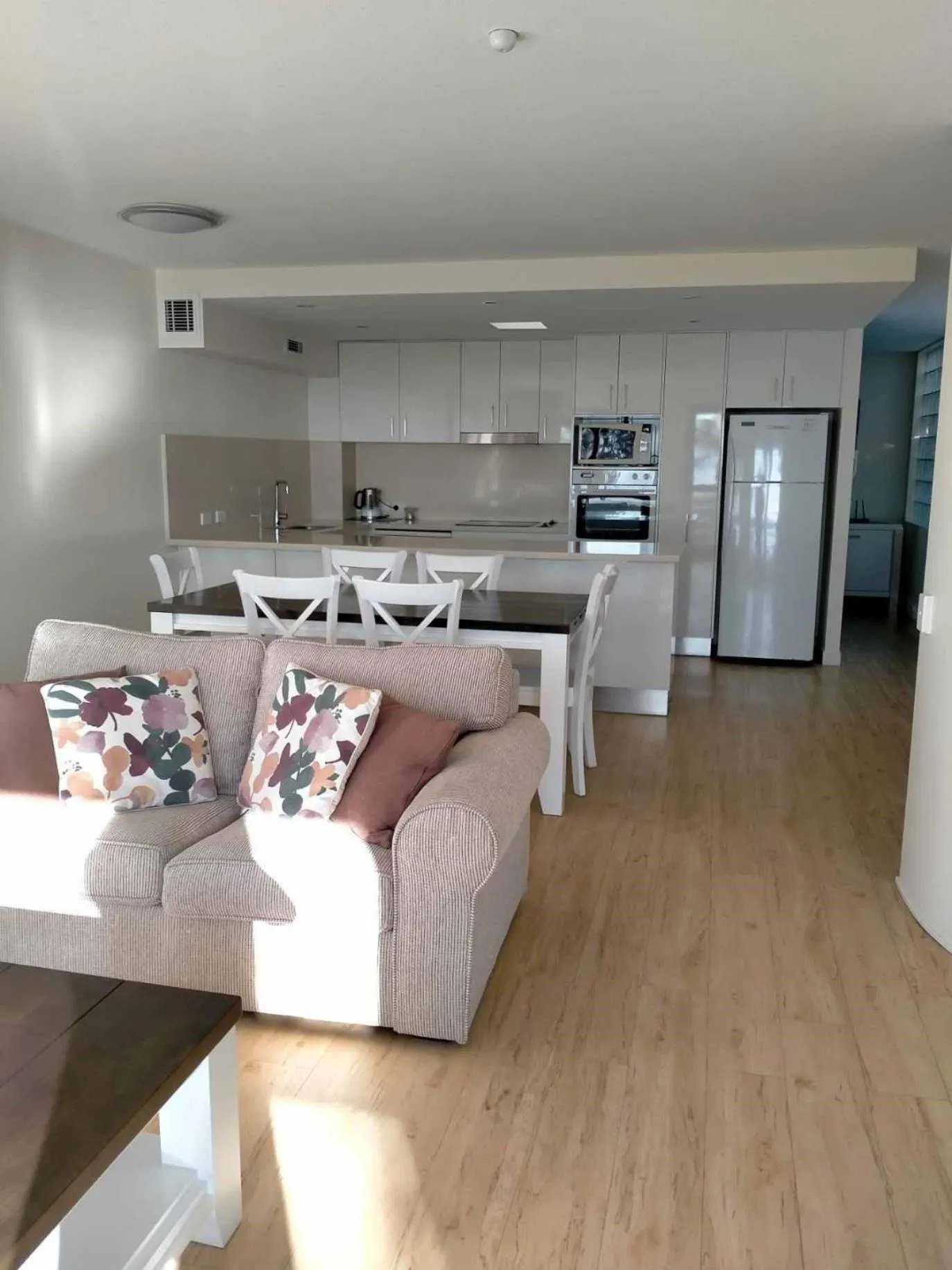 Kitchen or kitchenette in Camargue Beachfront Apartments