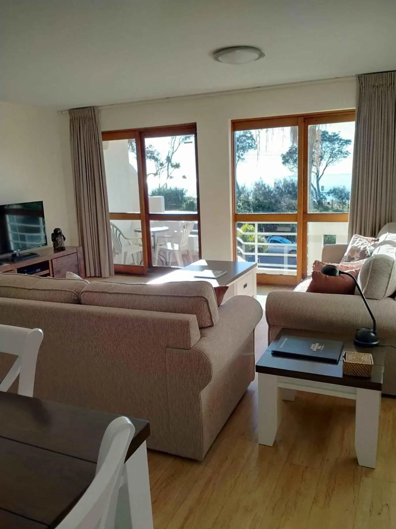 Balcony/Terrace, Bed in Camargue Beachfront Apartments