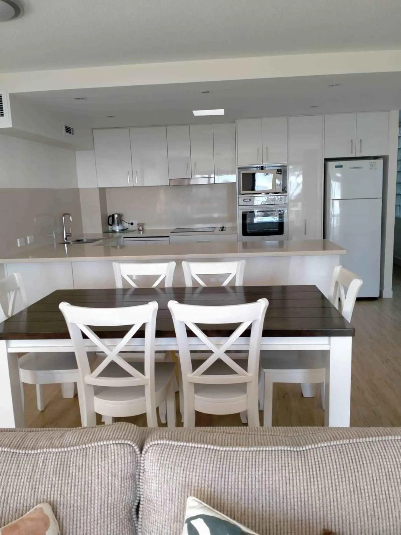 Kitchen or kitchenette in Camargue Beachfront Apartments