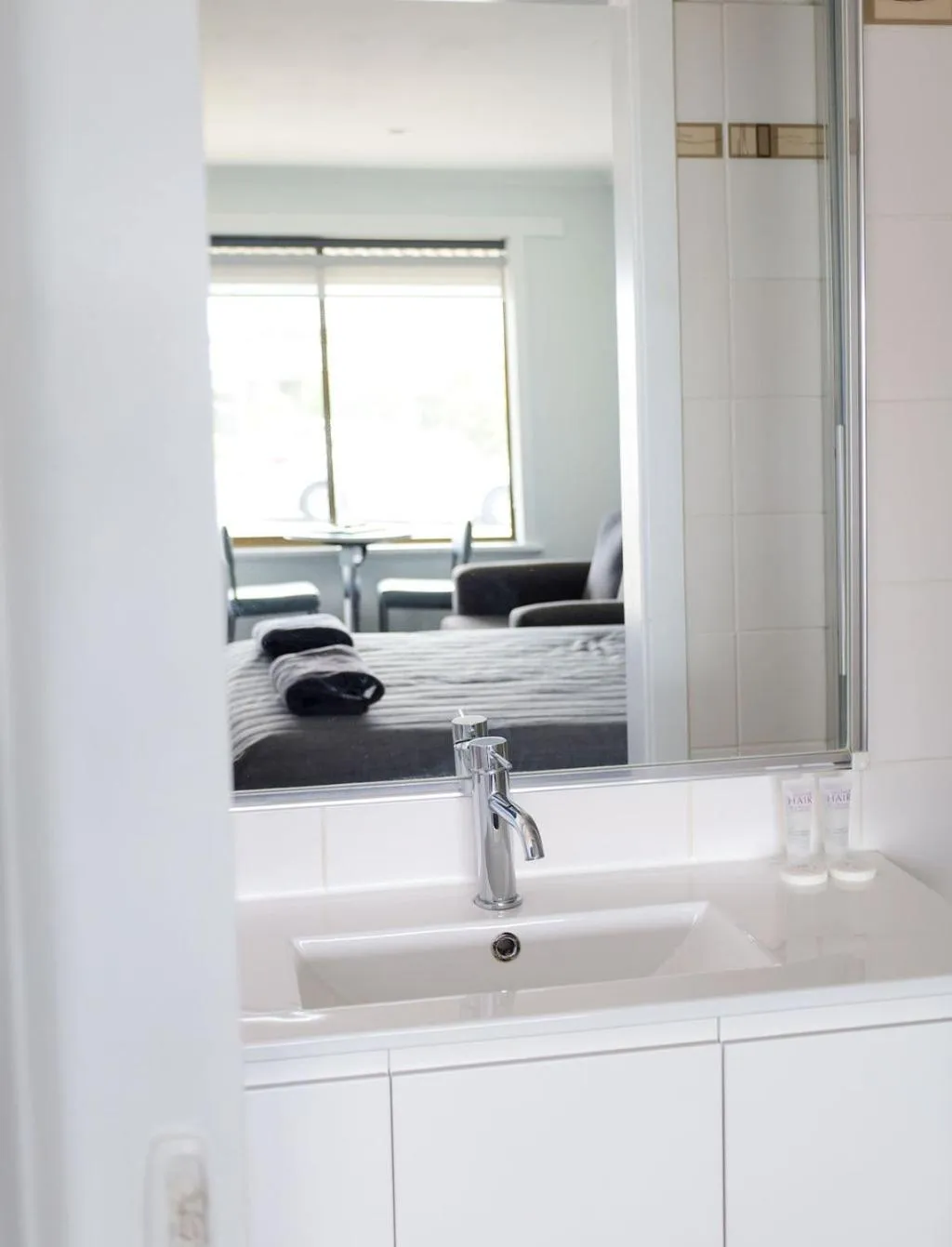 Bathroom in Robetown Motor Inn & Apartments