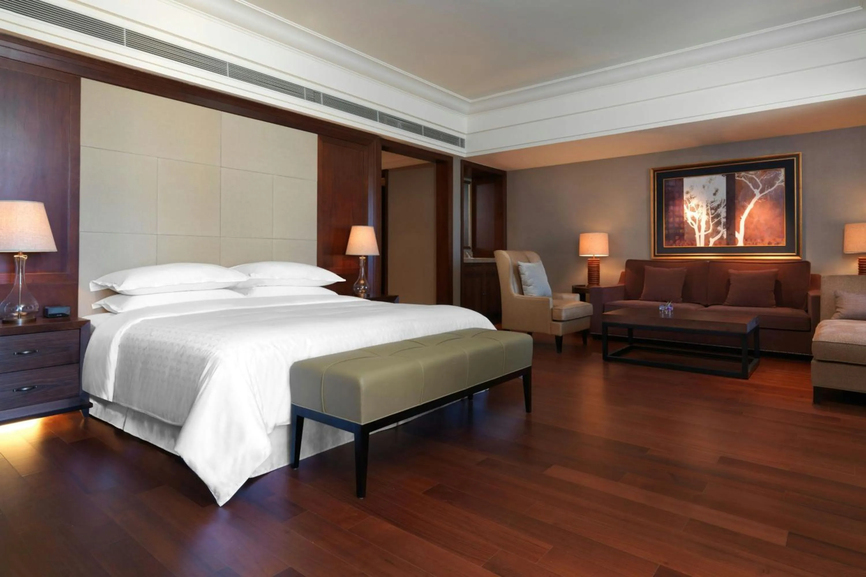 Photo of the whole room, Bed in Sheraton Changbaishan Resort