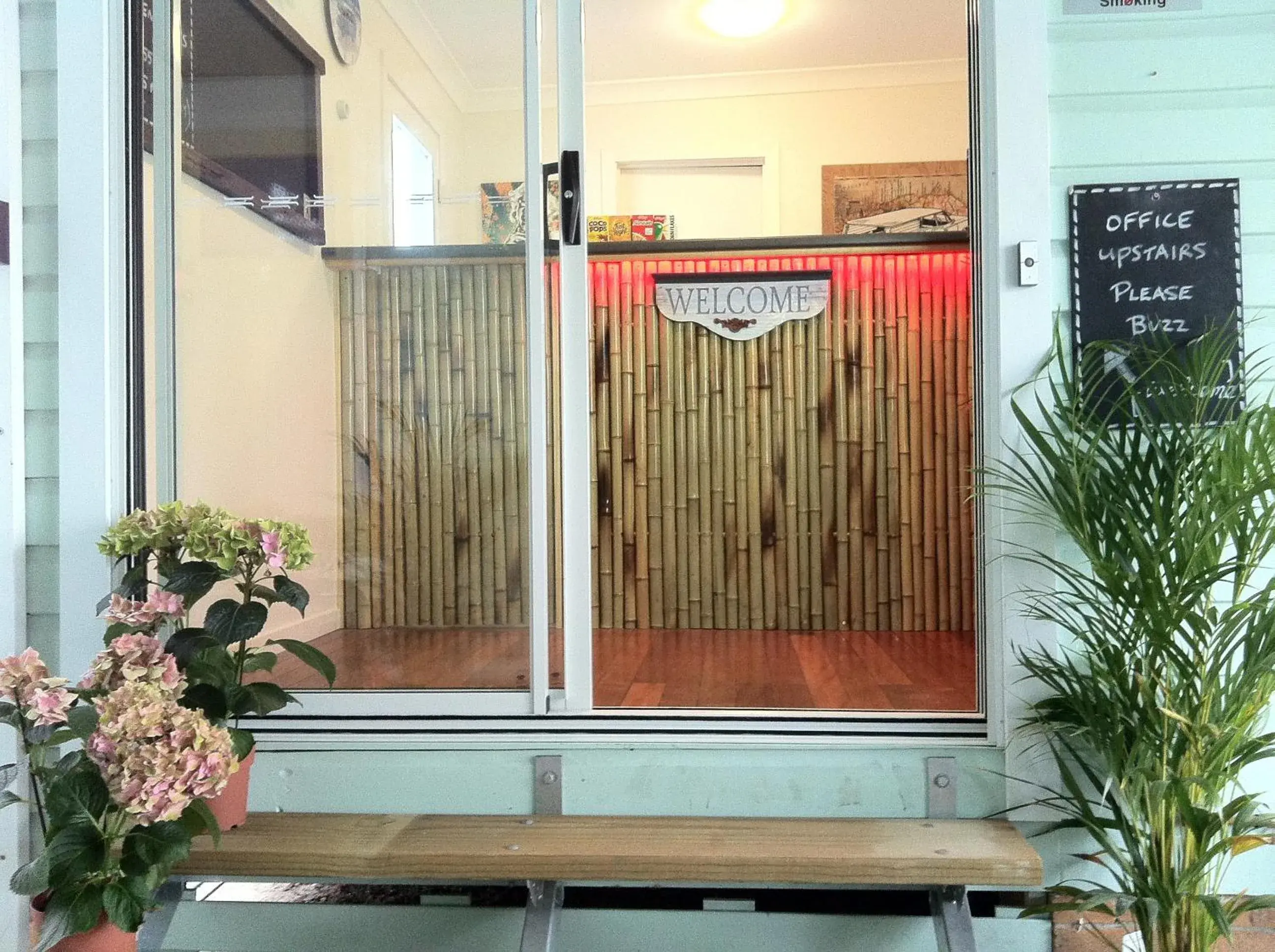 Lobby or reception in La Costa Beachside Motel Lobby or reception in La Costa Beachside Motel