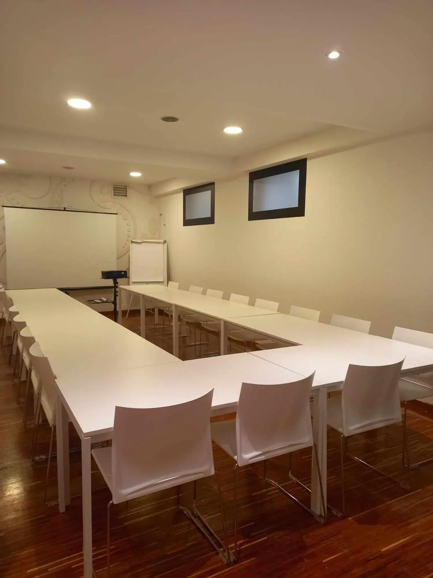 Property building in EXE Wellington Property building in EXE Wellington