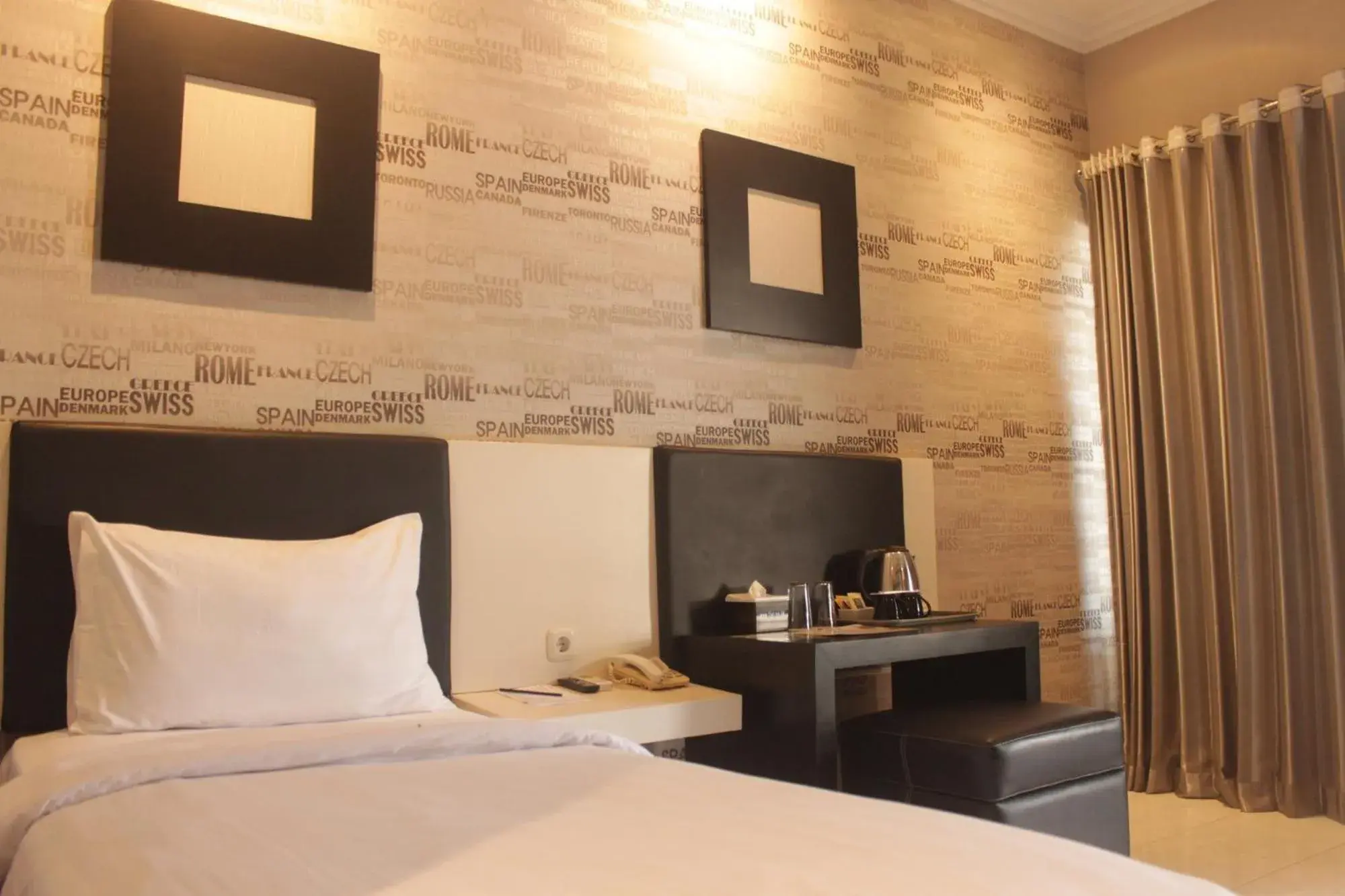 Bedroom, Bed in Luminor Hotel Jember By WH Bedroom, Bed in Luminor Hotel Jember By WH