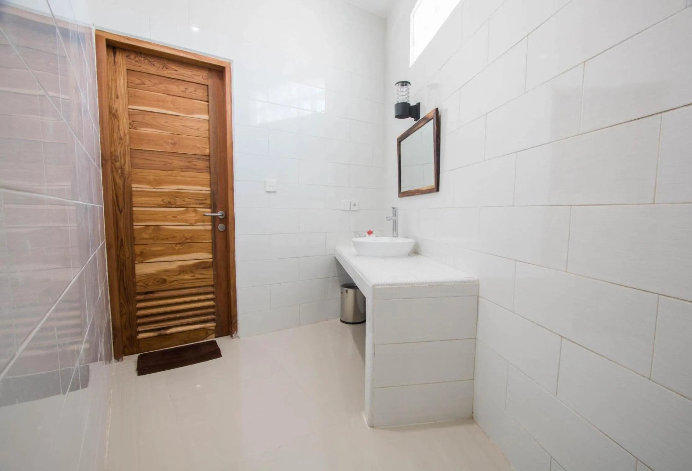 Bathroom in Central Inn Senggigi