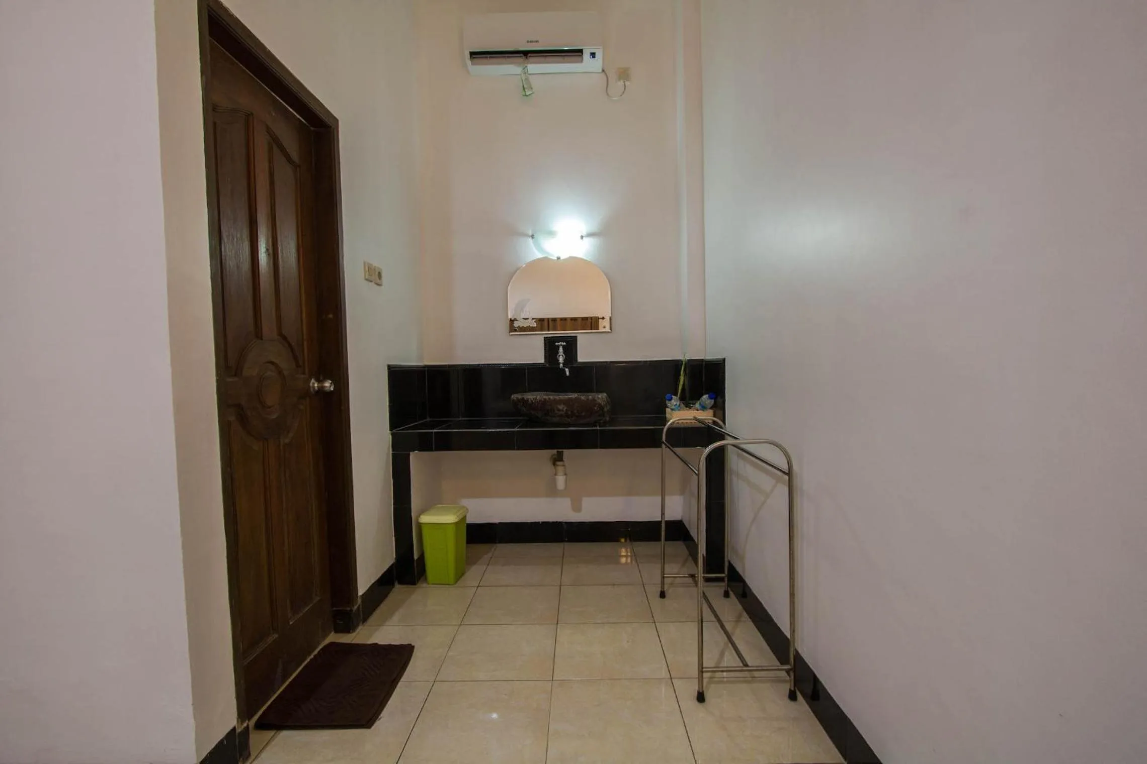 Bathroom in Central Inn Senggigi