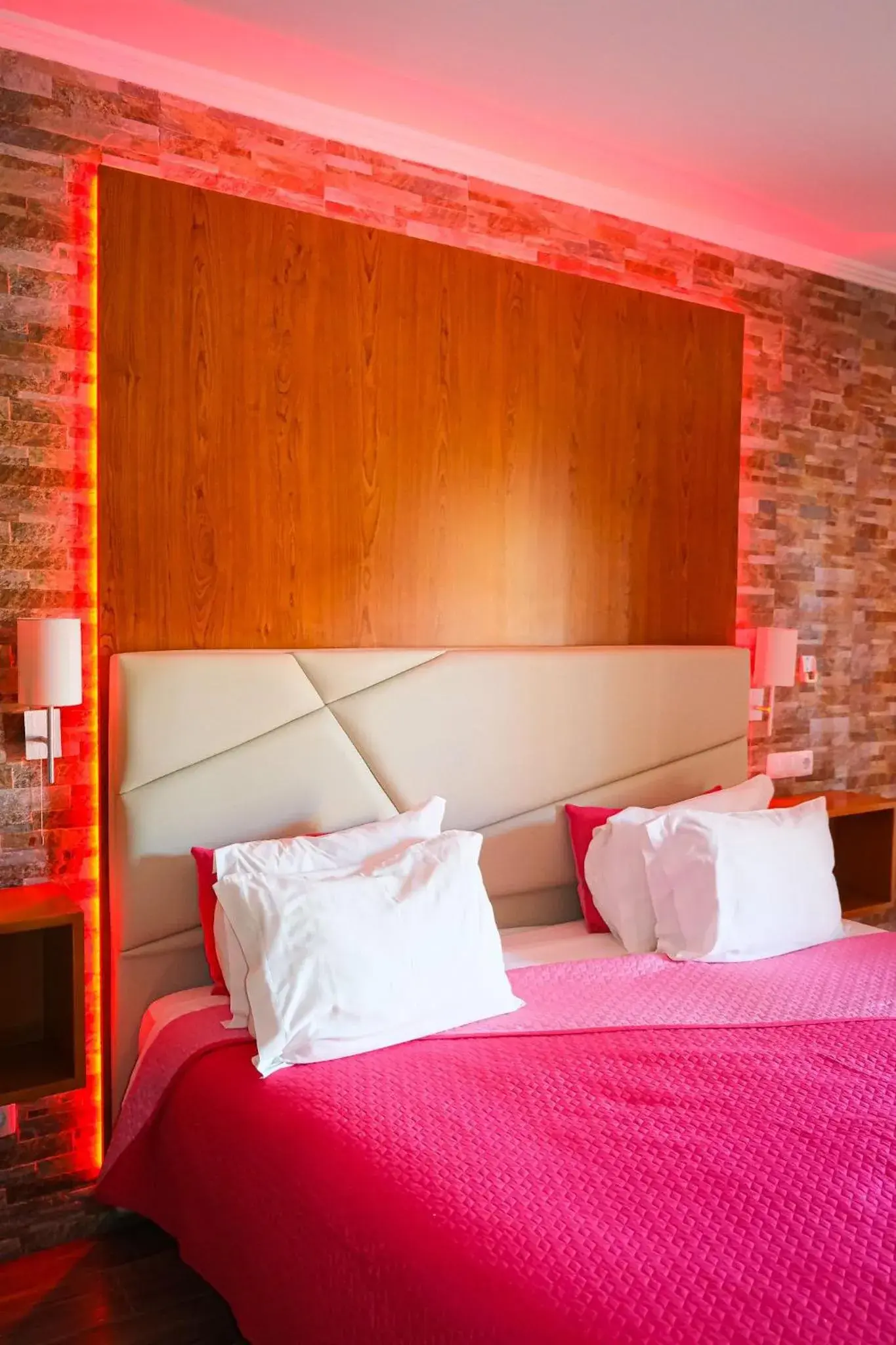 Premium Double Room with Pool View in Montinho De Ouro Premium Double Room with Pool View in Montinho De Ouro