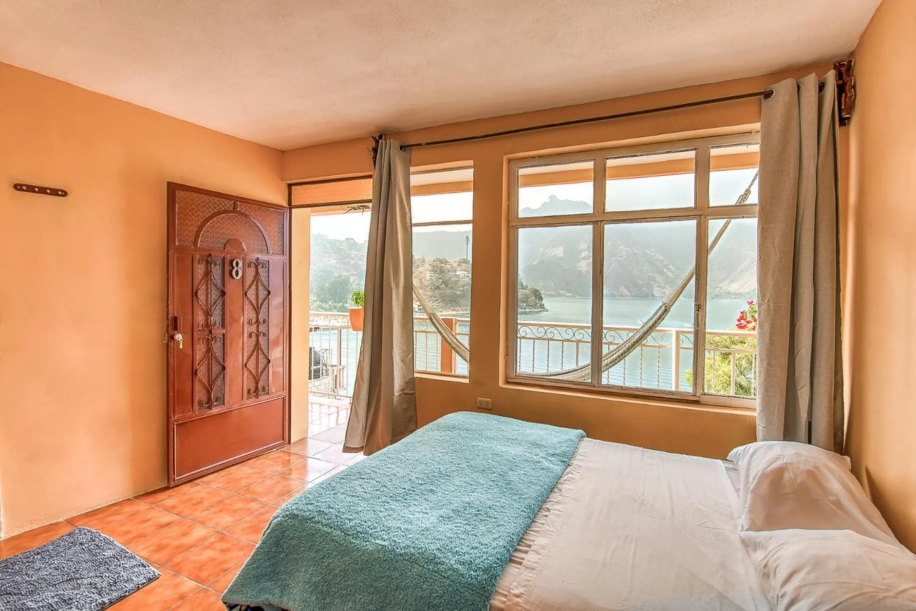 Bed in Amigos