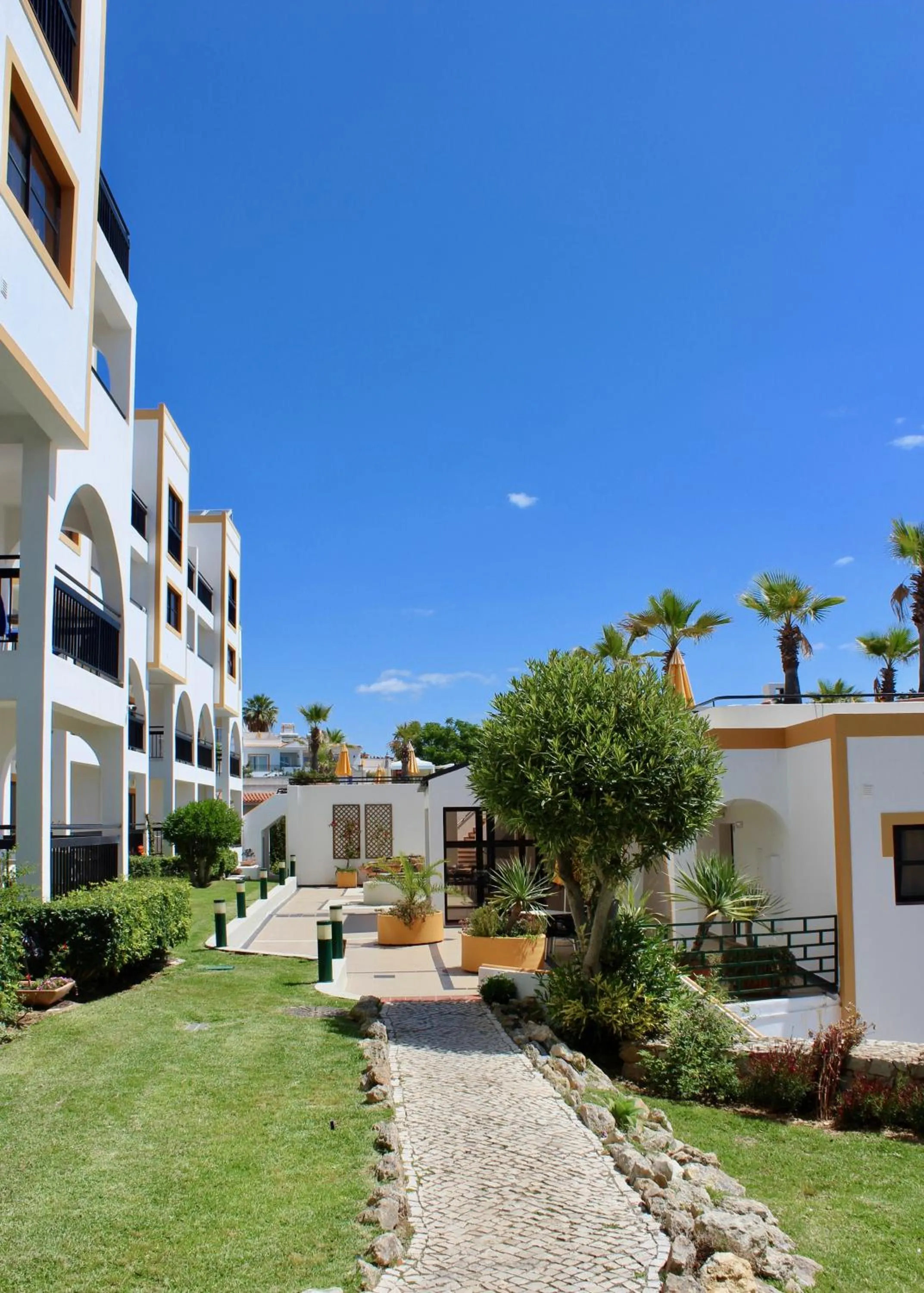 Property building in Alfagar Cerro Malpique