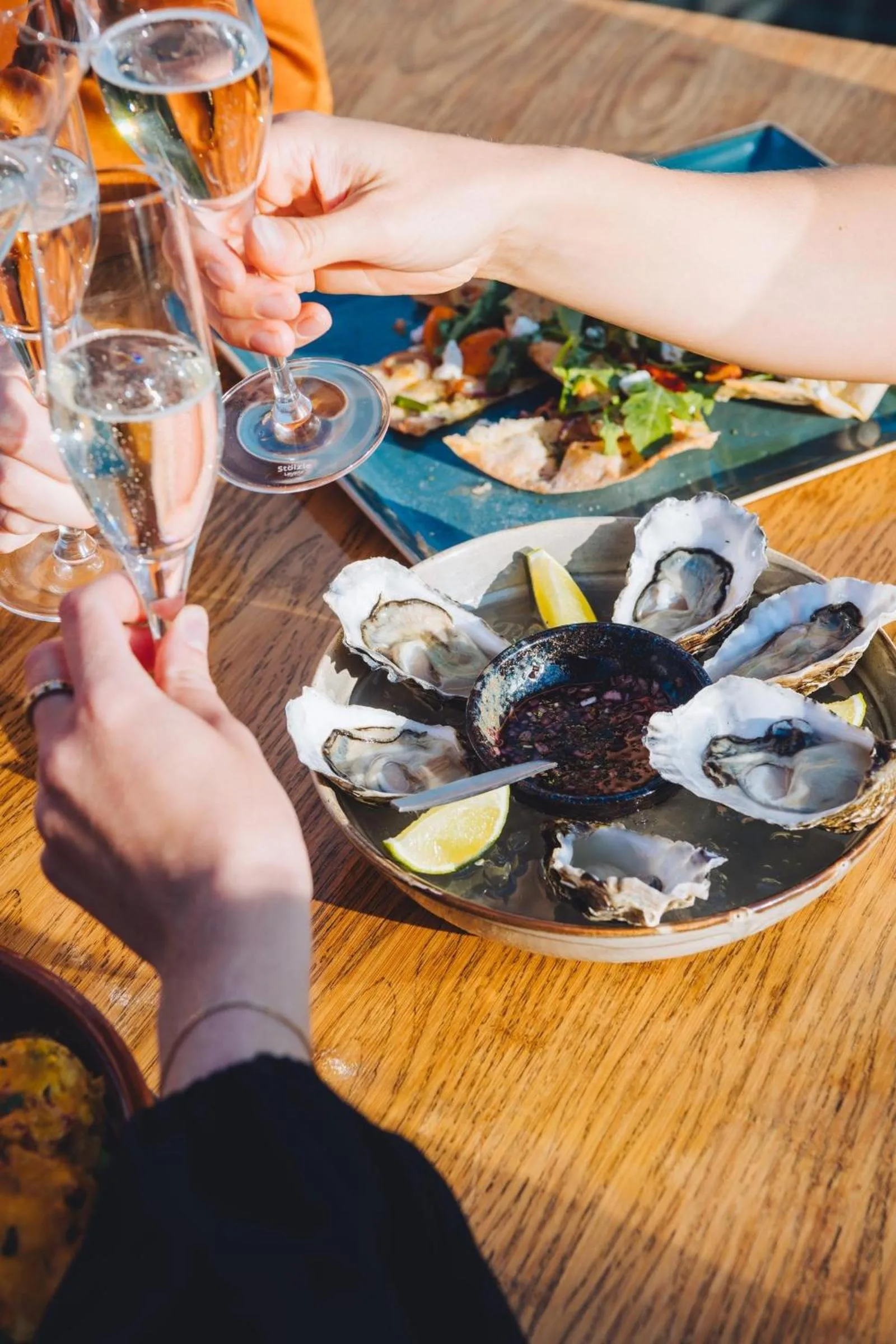 Lounge or bar in Leonardo Hotel Amsterdam Rembrandtpark