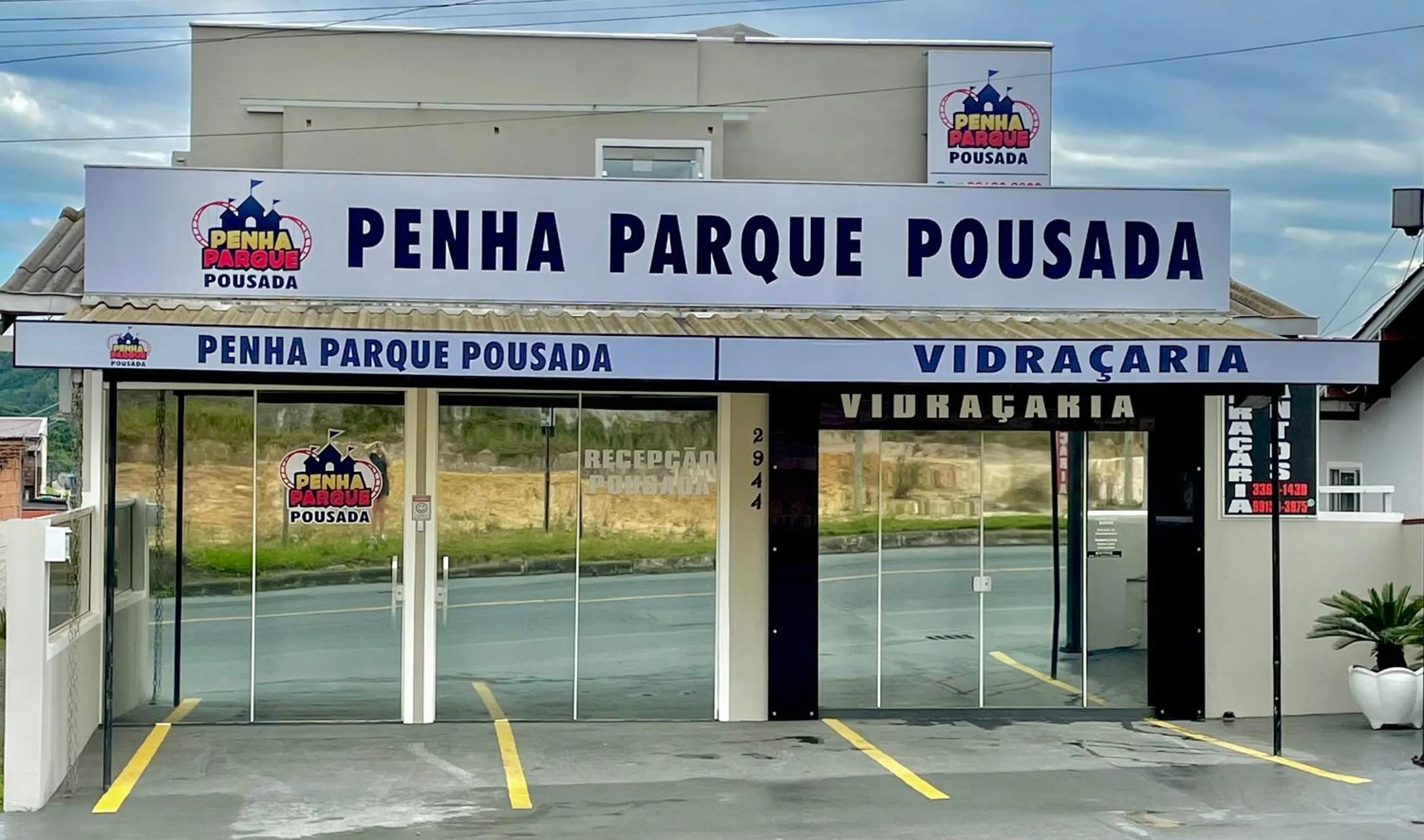 Facade/entrance in Penha Parque Pousada