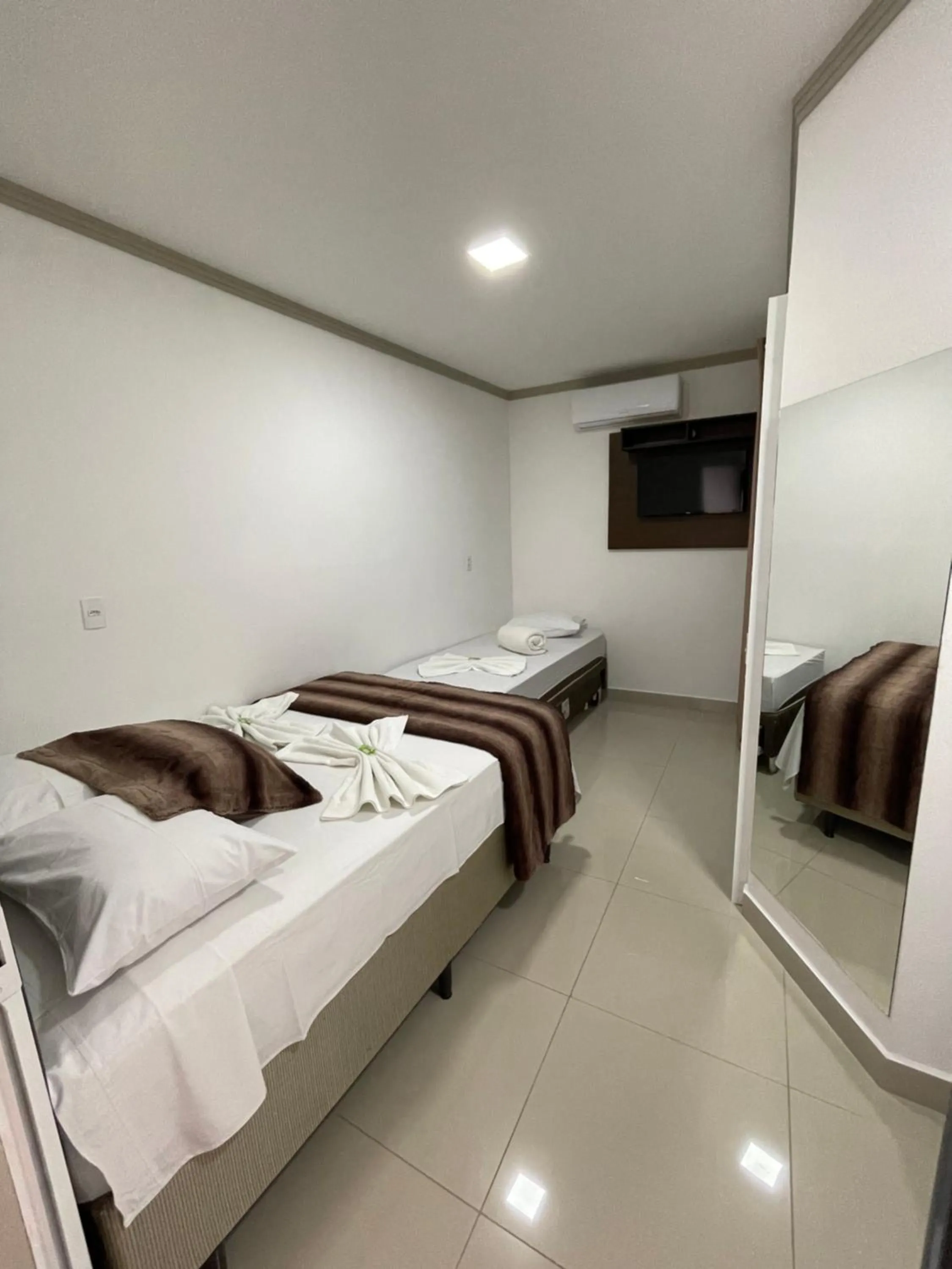 Photo of the whole room, Bed in Penha Parque Pousada