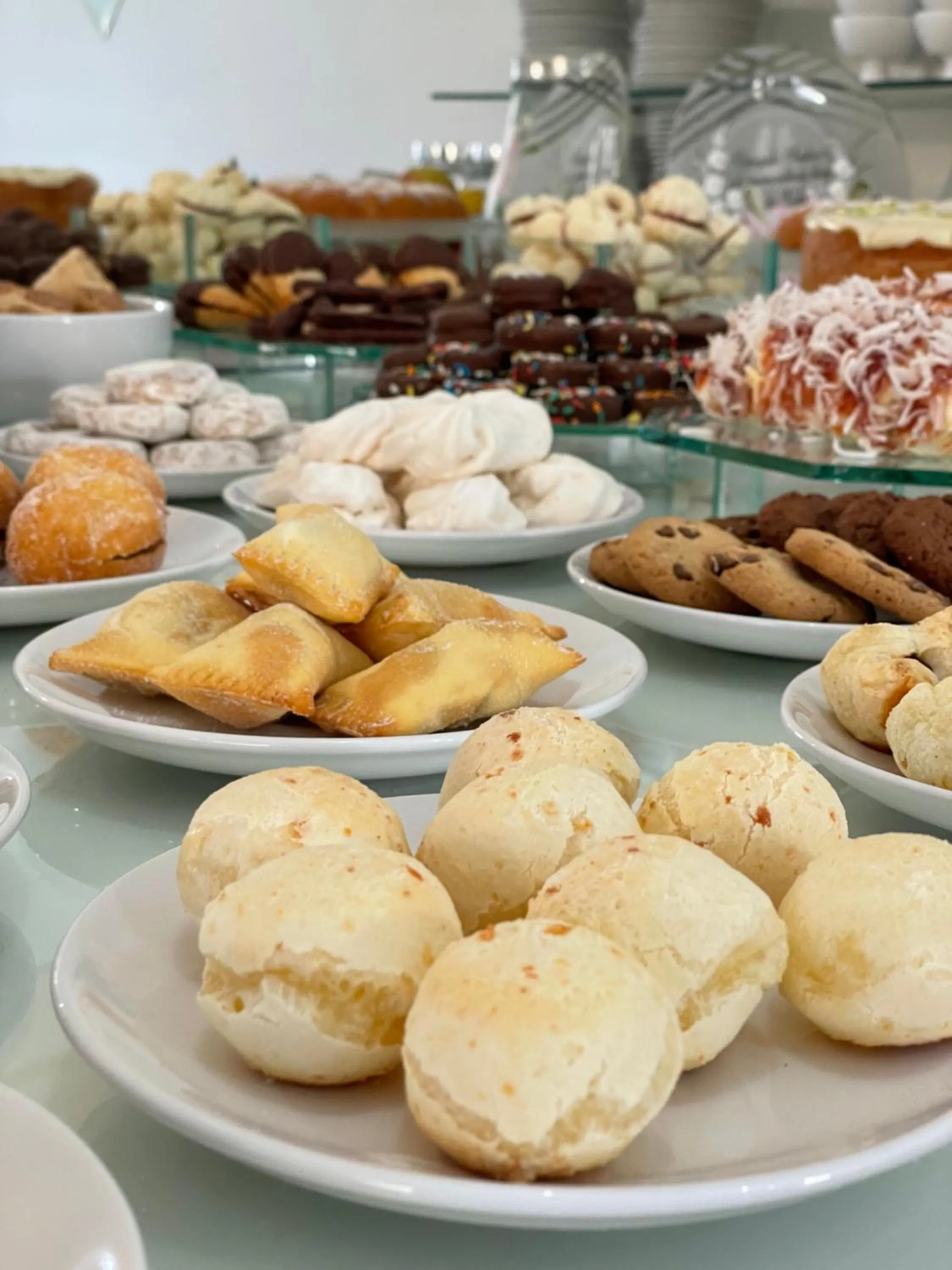Breakfast in Penha Parque Pousada