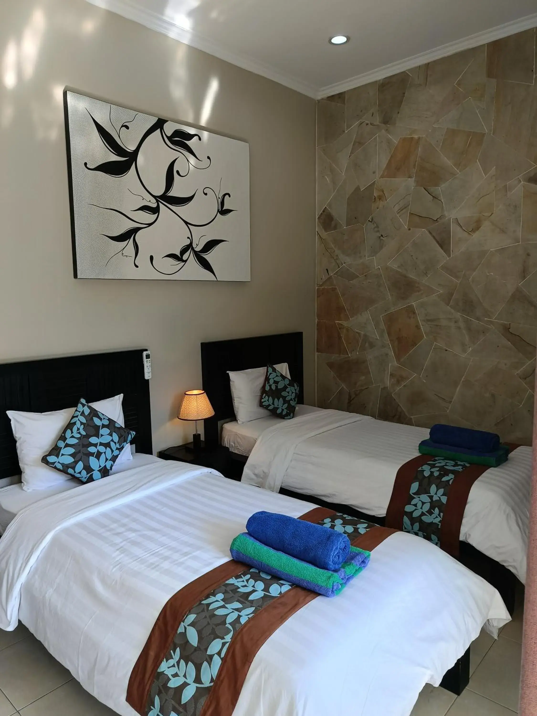 Bed in Gili Palms Resort Bed in Gili Palms Resort