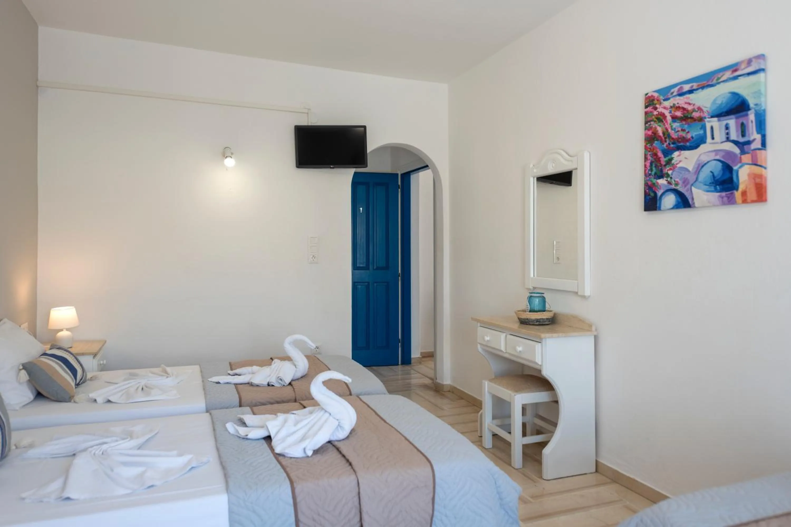 Bedroom, Bed in Ayeri Hotel