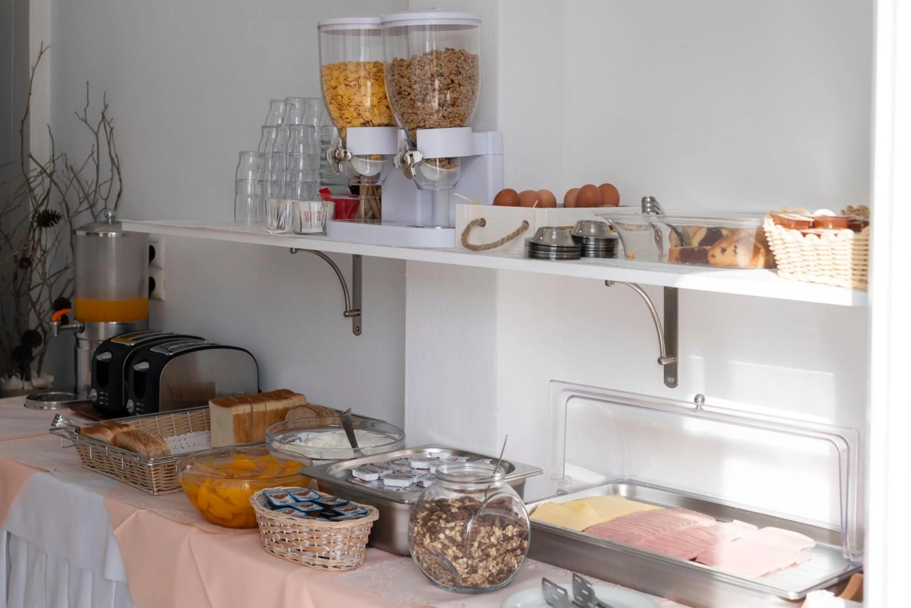 Breakfast in Ayeri Hotel