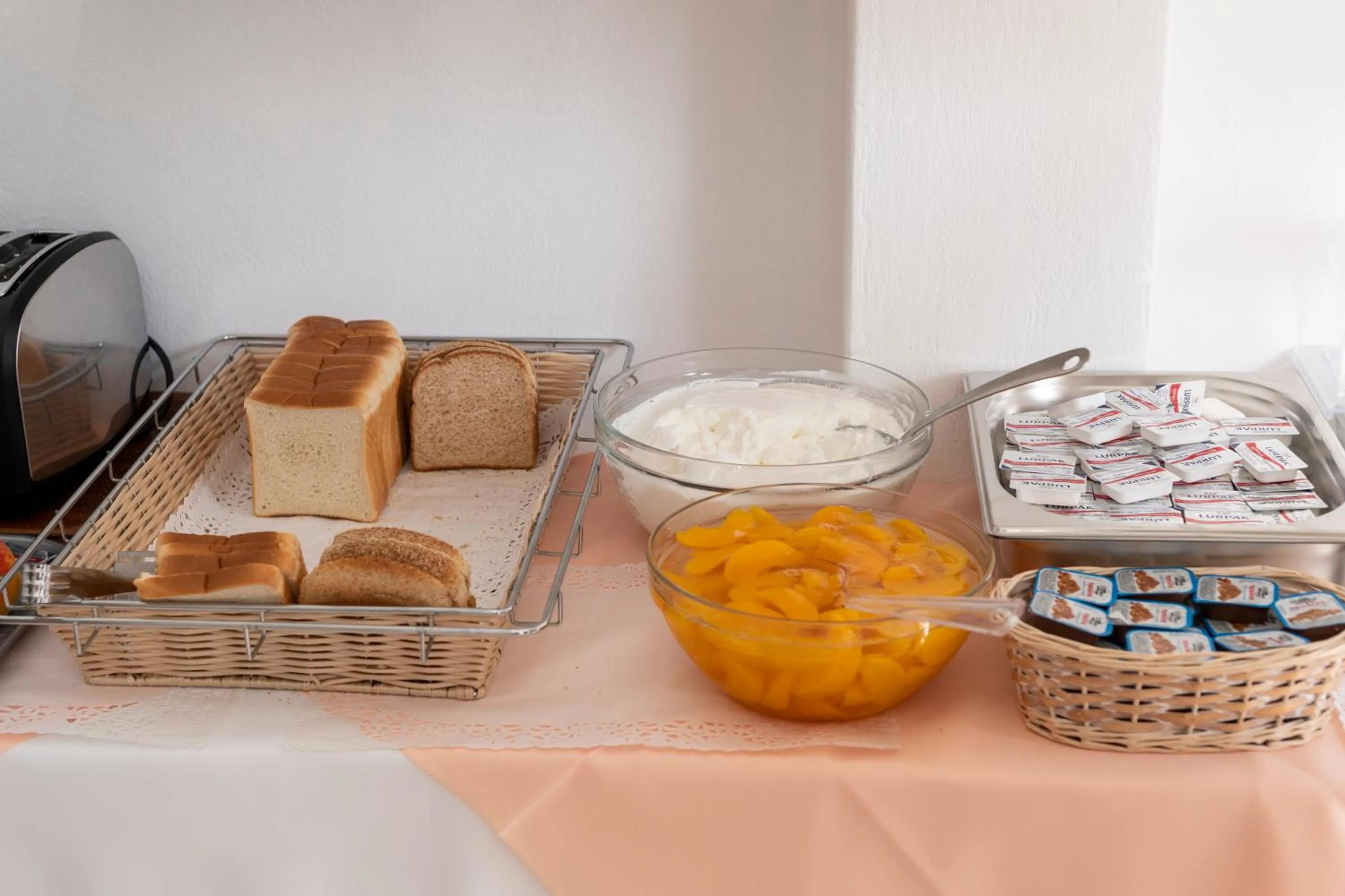 Breakfast in Ayeri Hotel