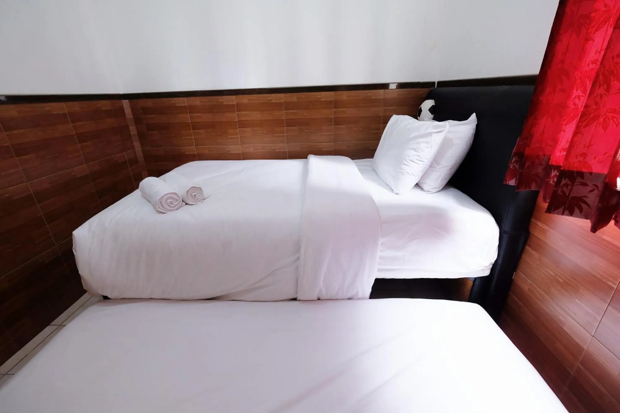 Bed in Cozy 2BR Mediterania Palace Kemayoran near to Jiexpo Kemayoran By Travelio