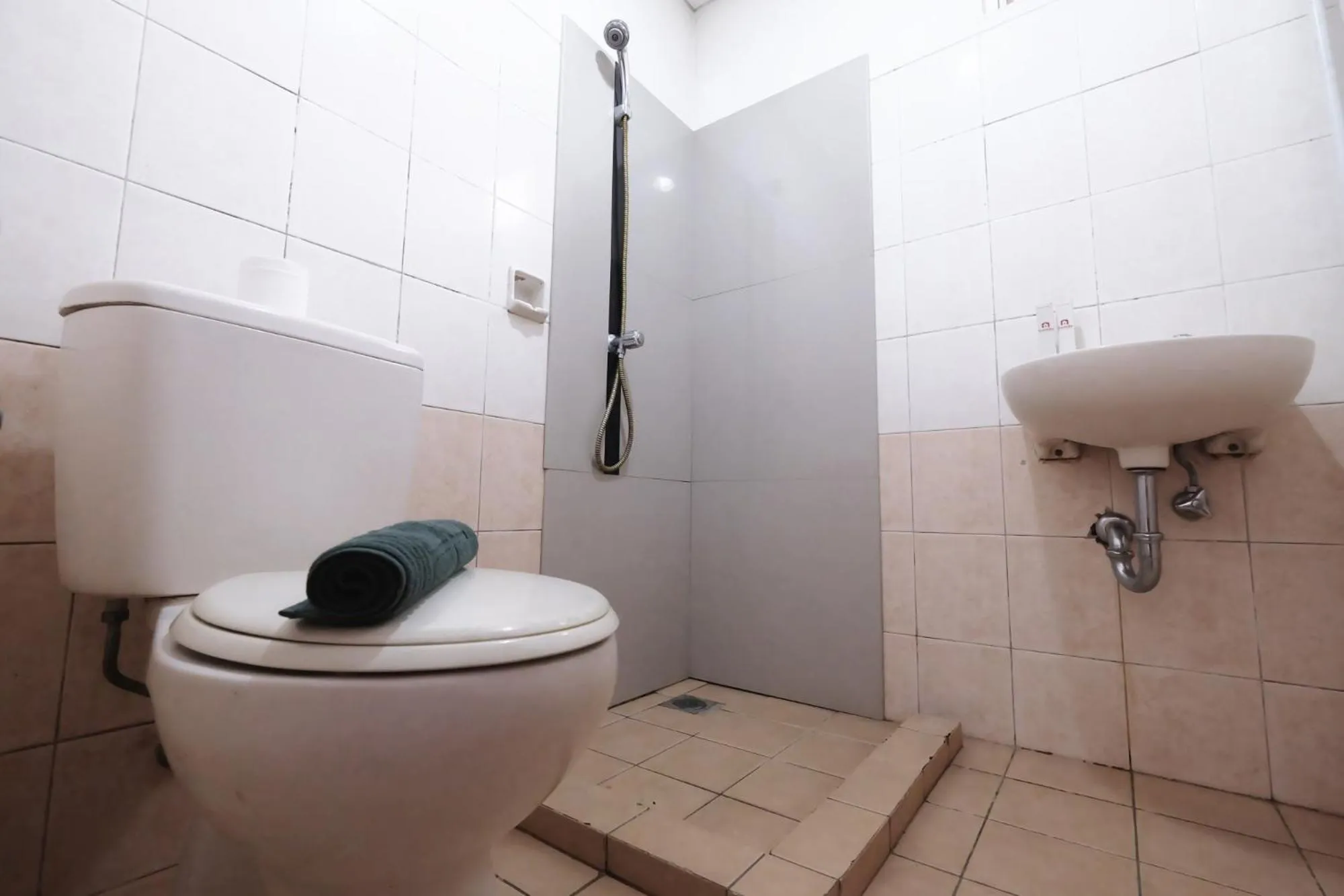 Cozy 2BR Mediterania Palace Kemayoran near to Jiexpo Kemayoran By Travelio