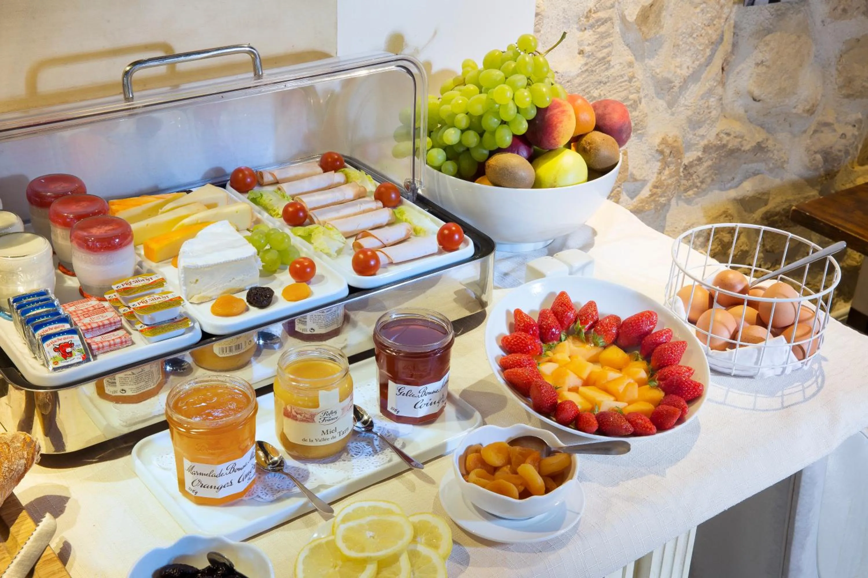 Breakfast in Résidence du Lion d'Or Louvre