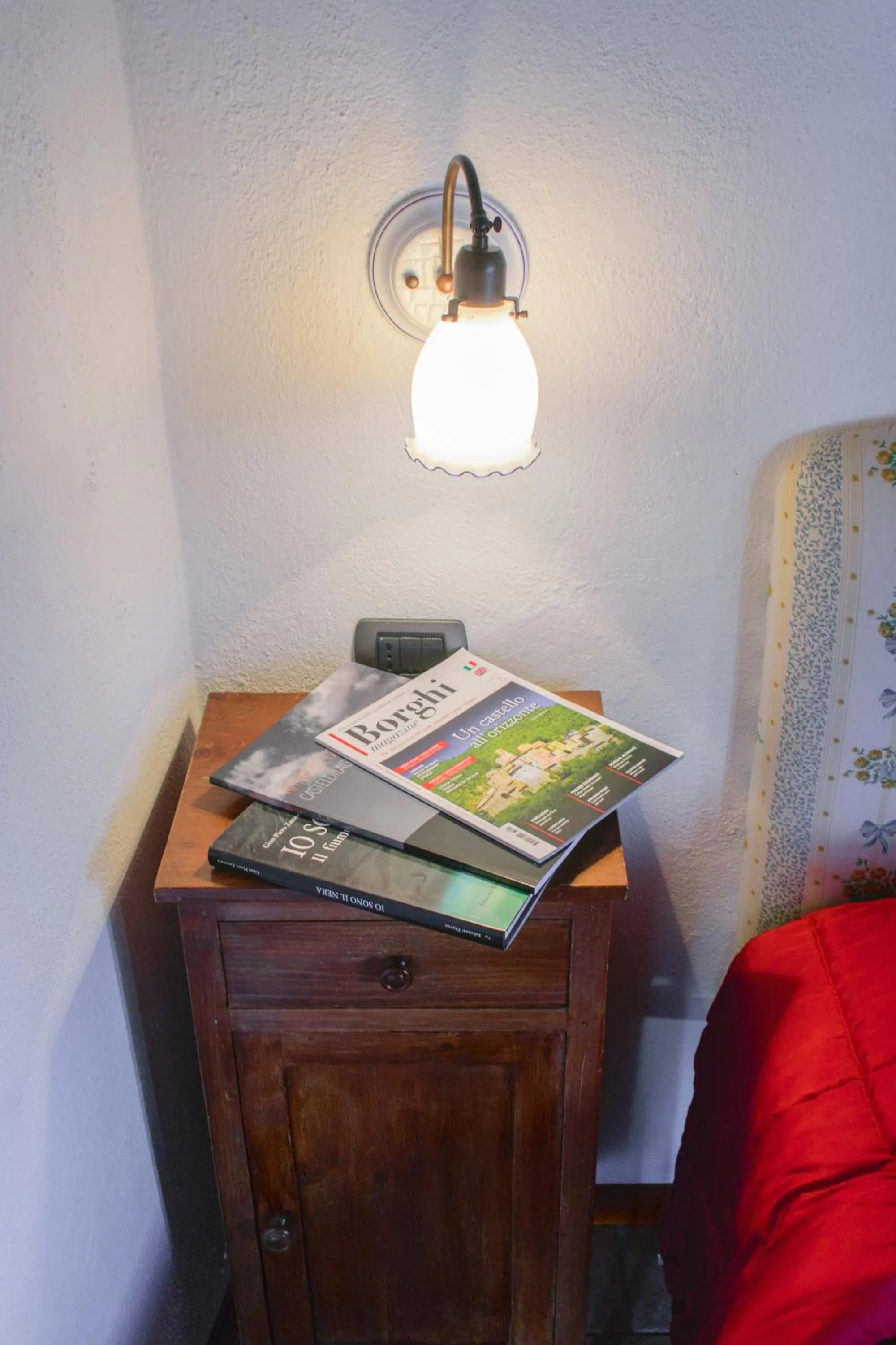 Decorative detail in Borgo San Valentino