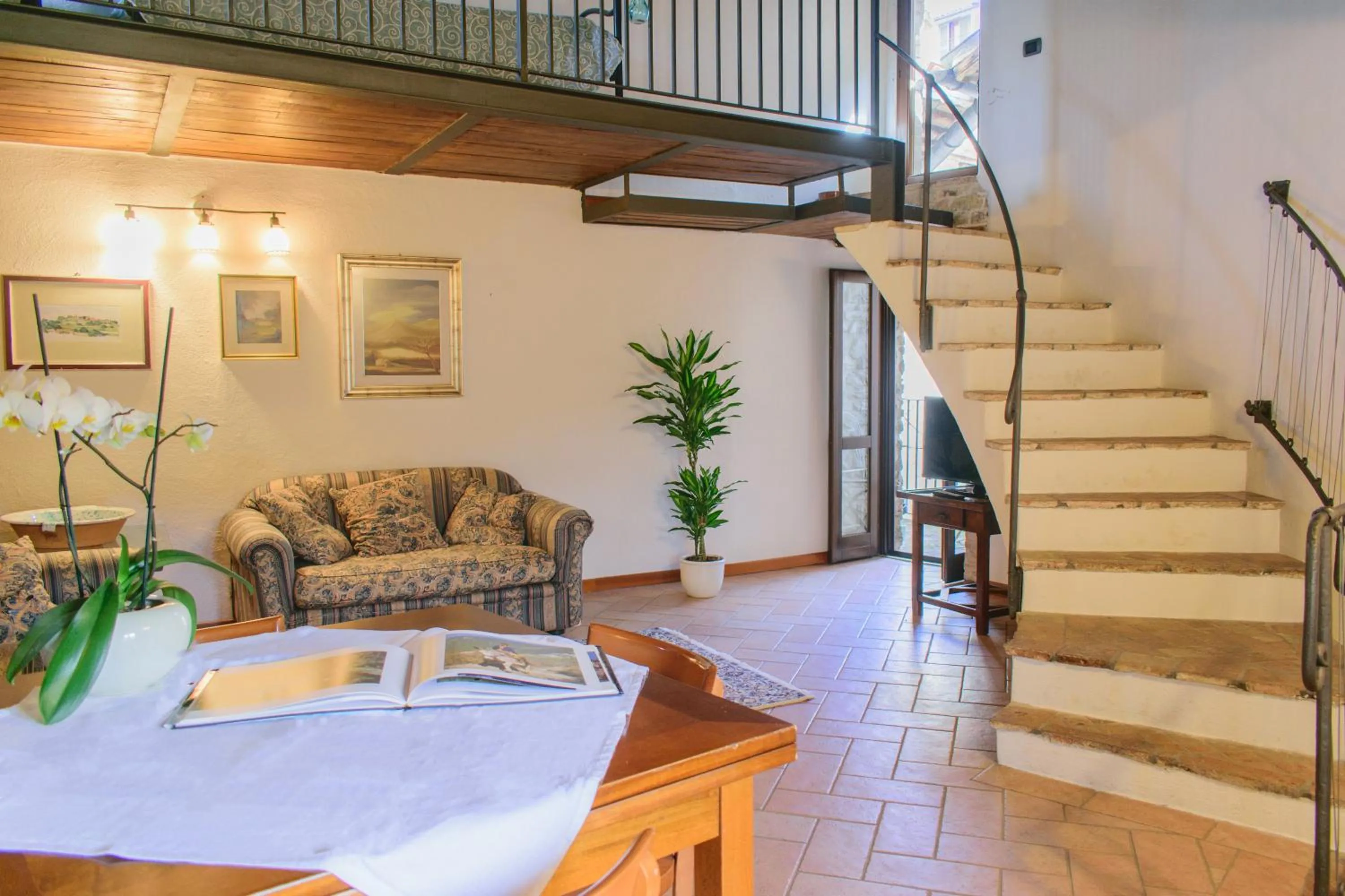 Living room in Borgo San Valentino