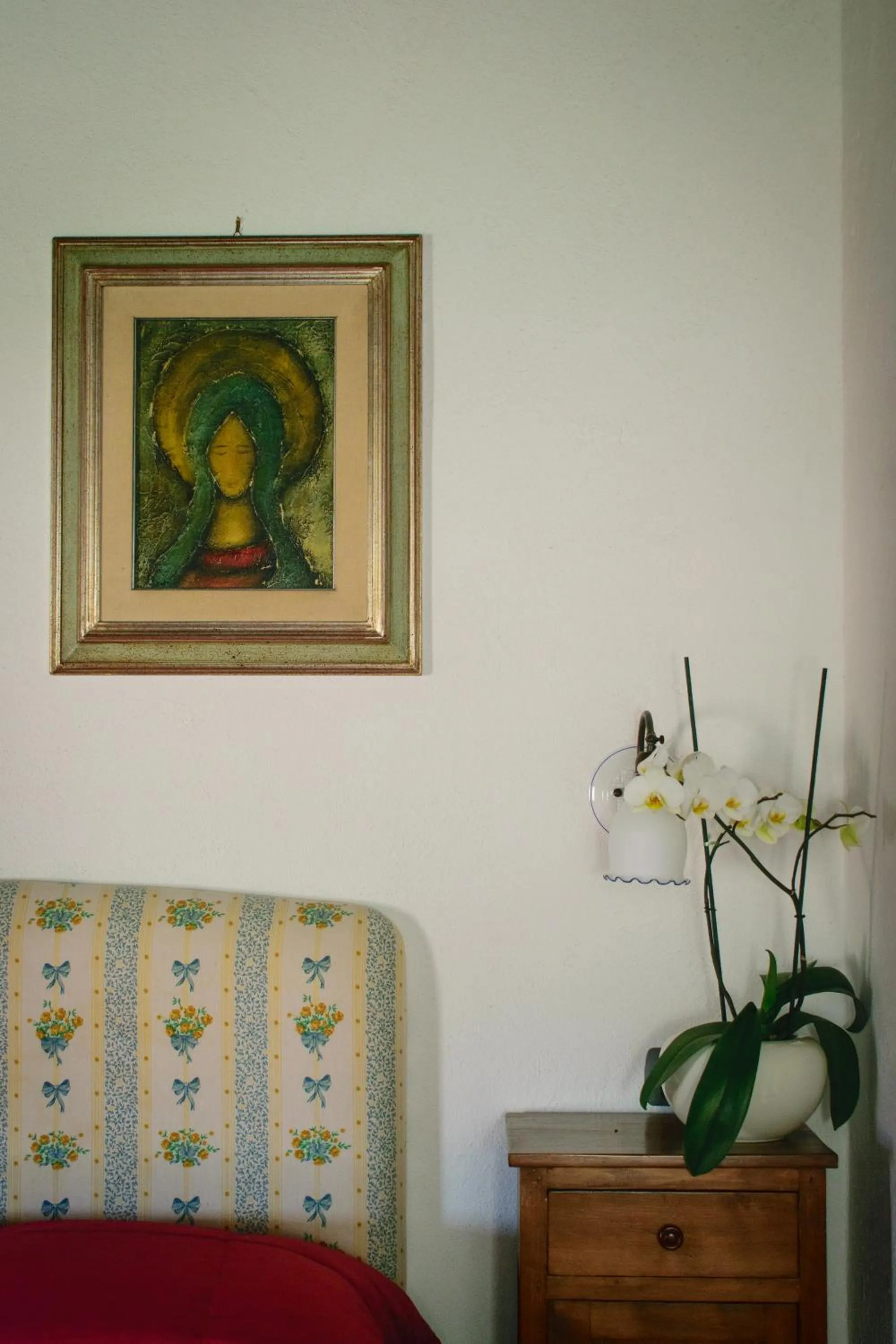 Decorative detail in Borgo San Valentino