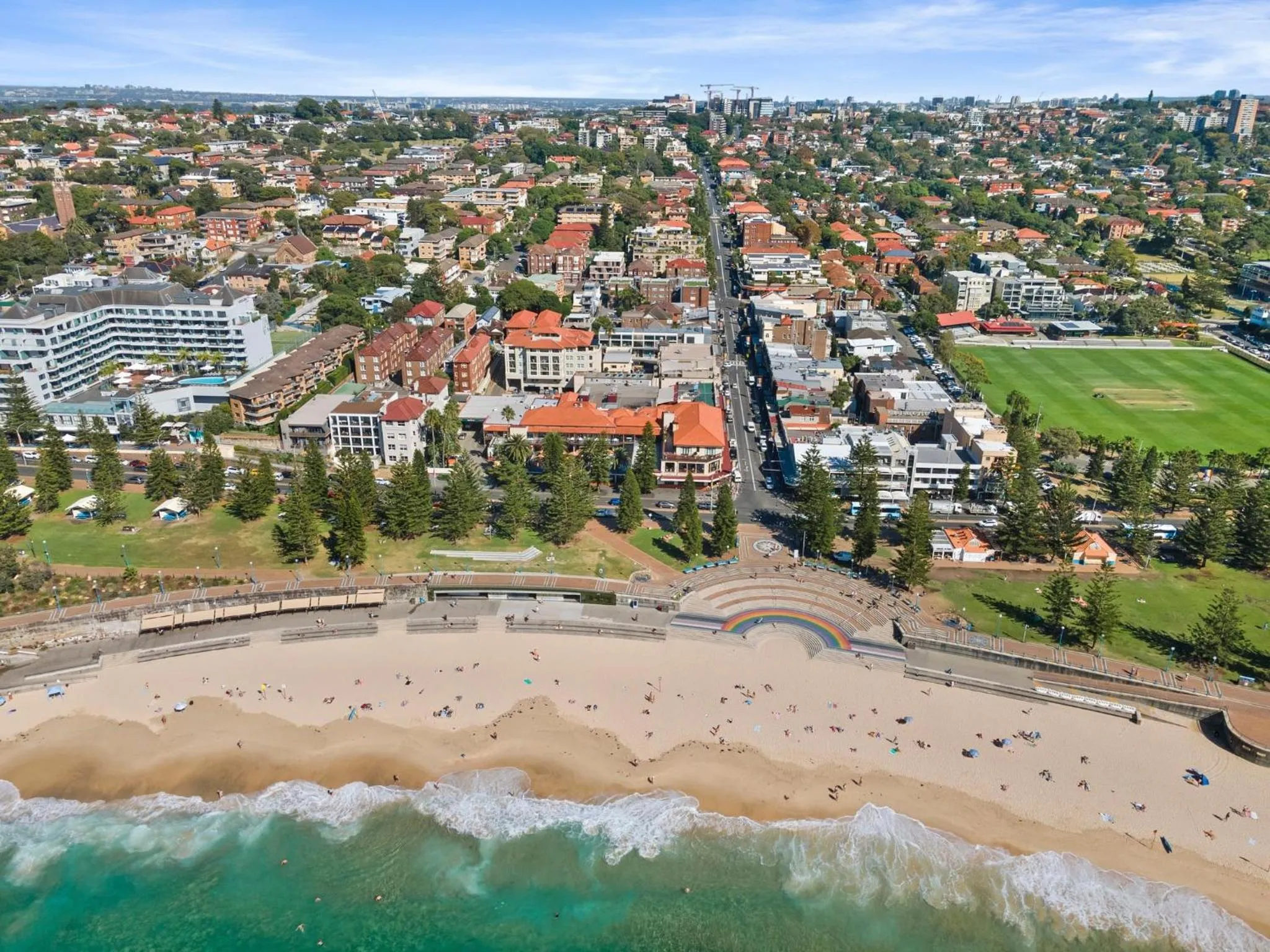 Beach in Coogee Bay Hotel