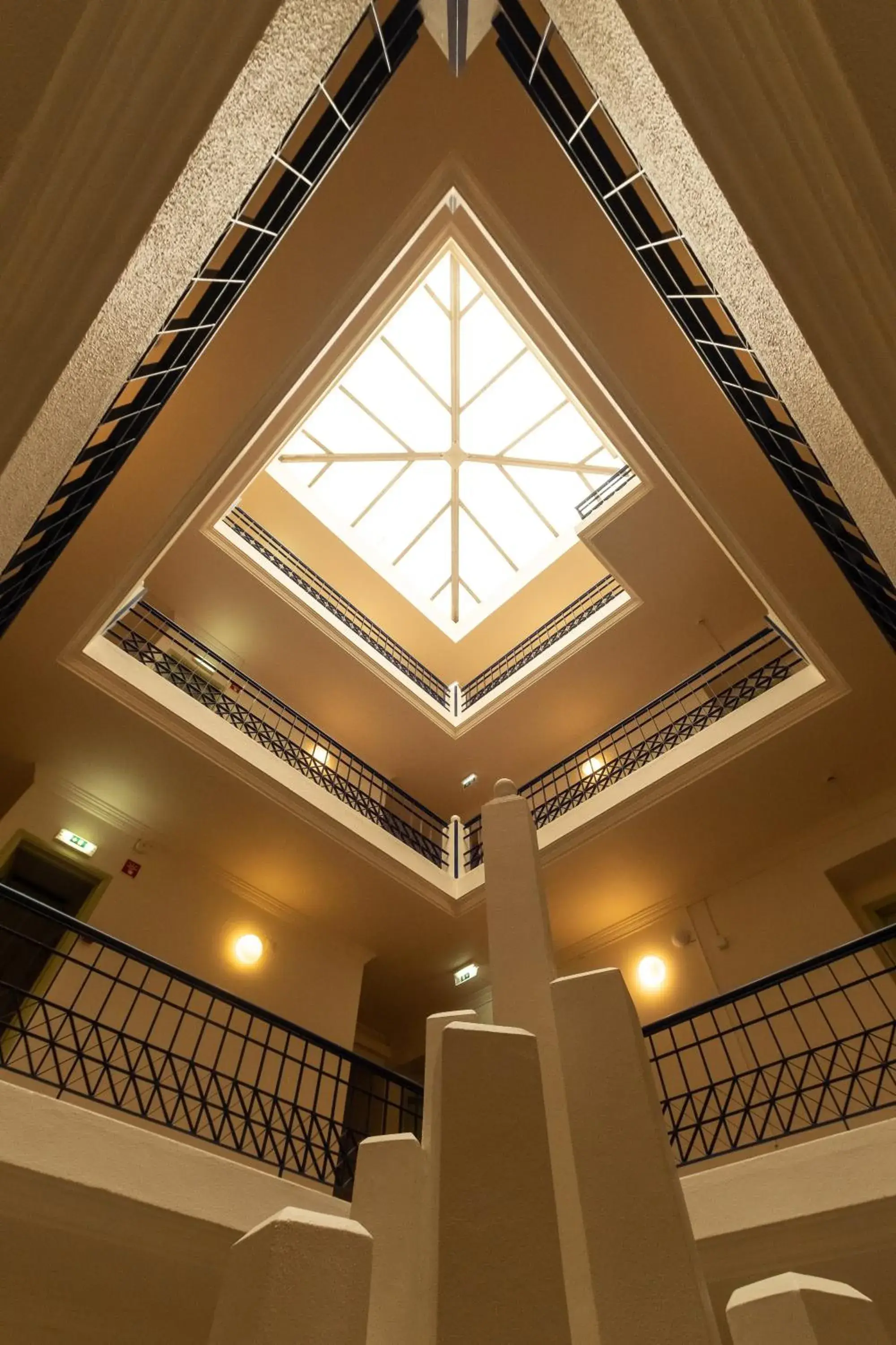 Property building in WOT Lagos Montemar Property building in WOT Lagos Montemar