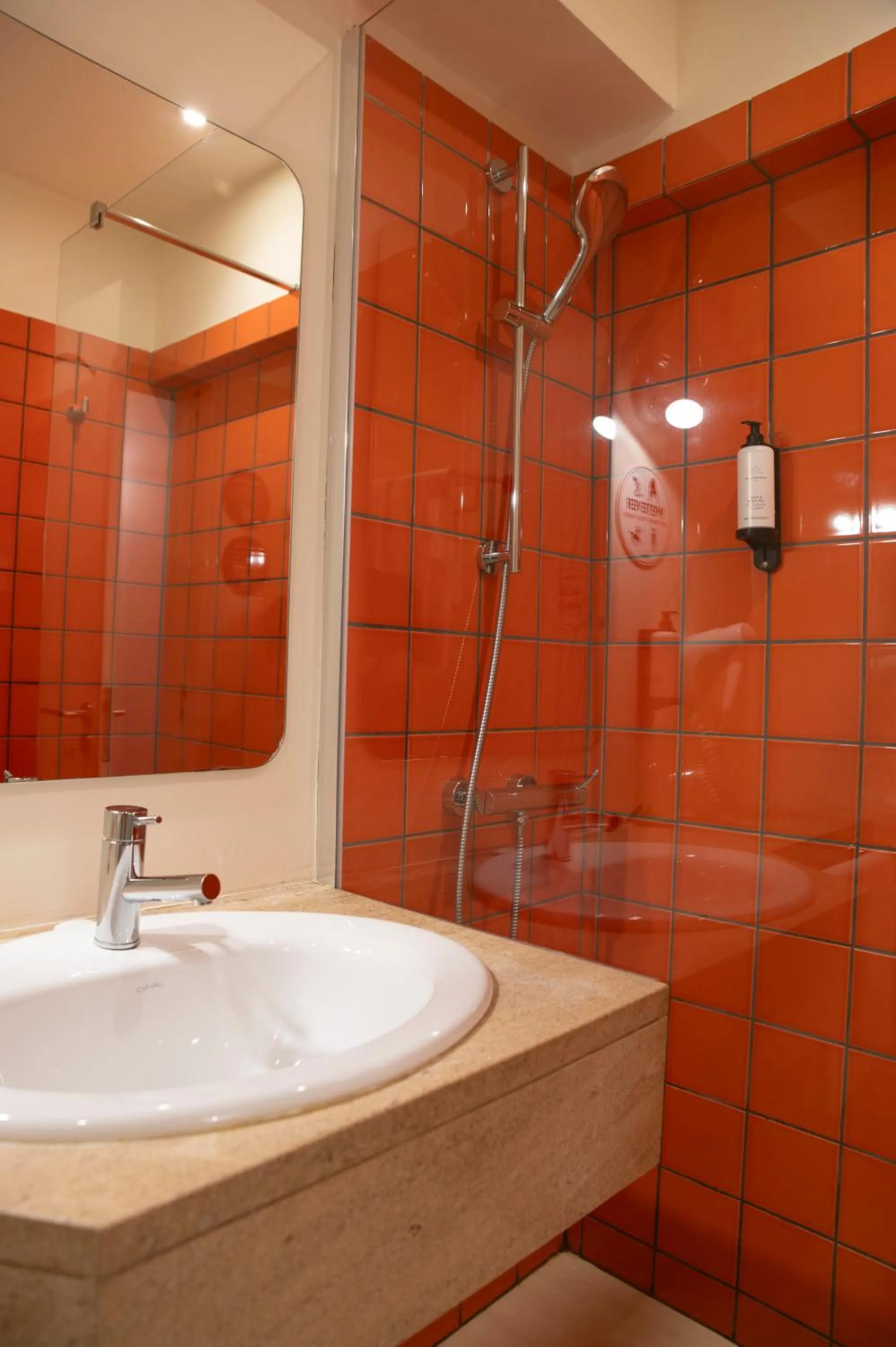 Shower in WOT Lagos Montemar Soul