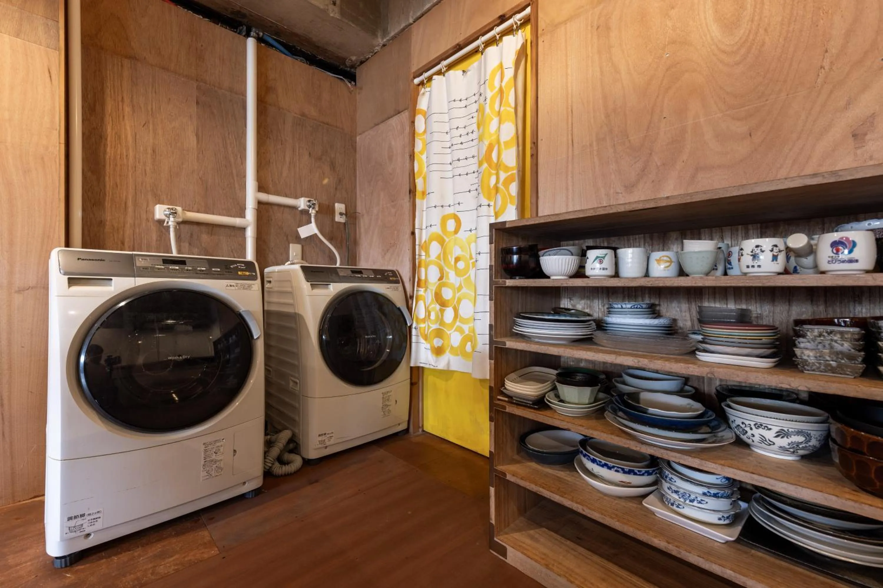 laundry in Crasco TABI-NE