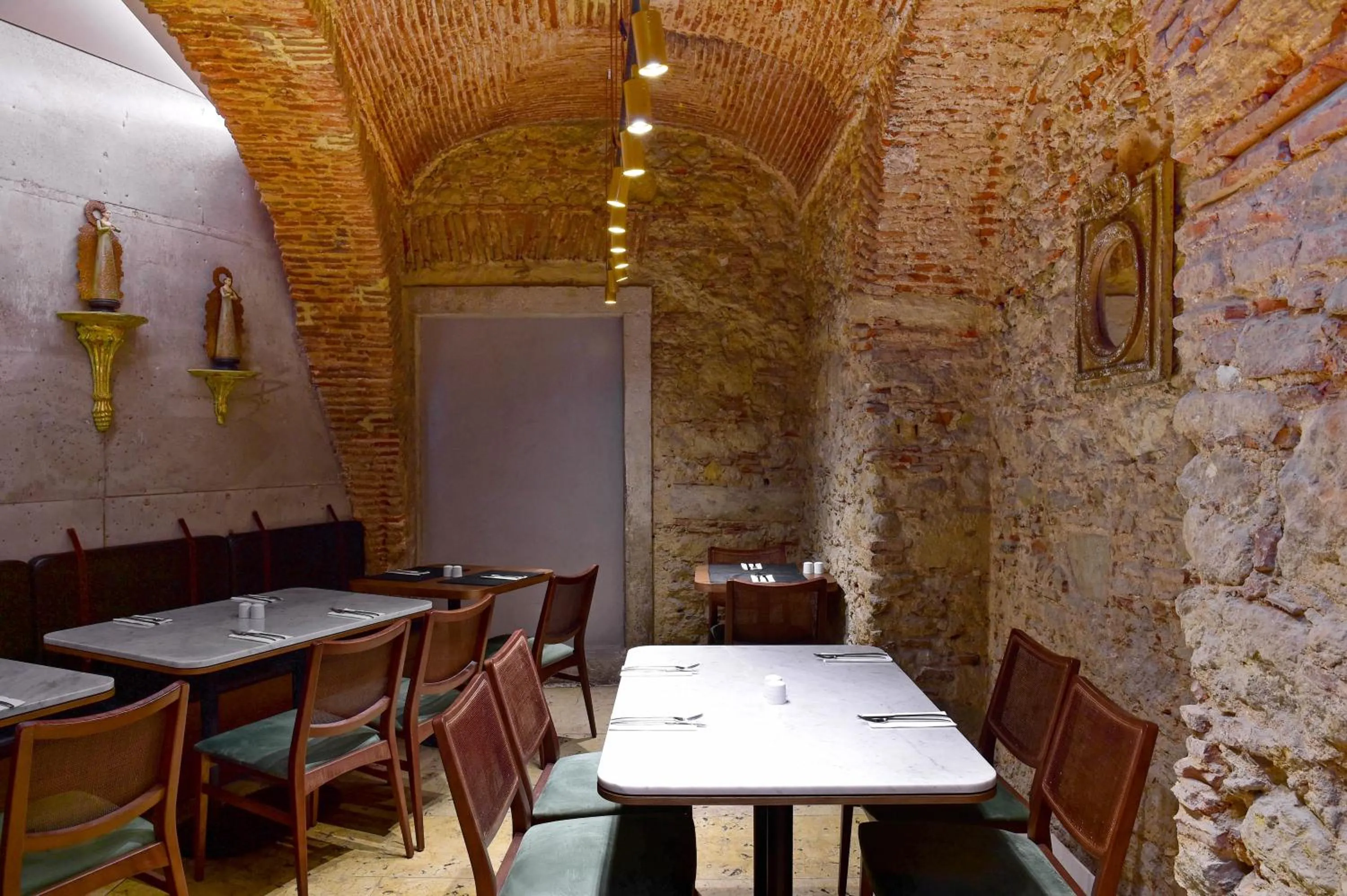 Restaurant/places to eat in My Story Hotel Tejo