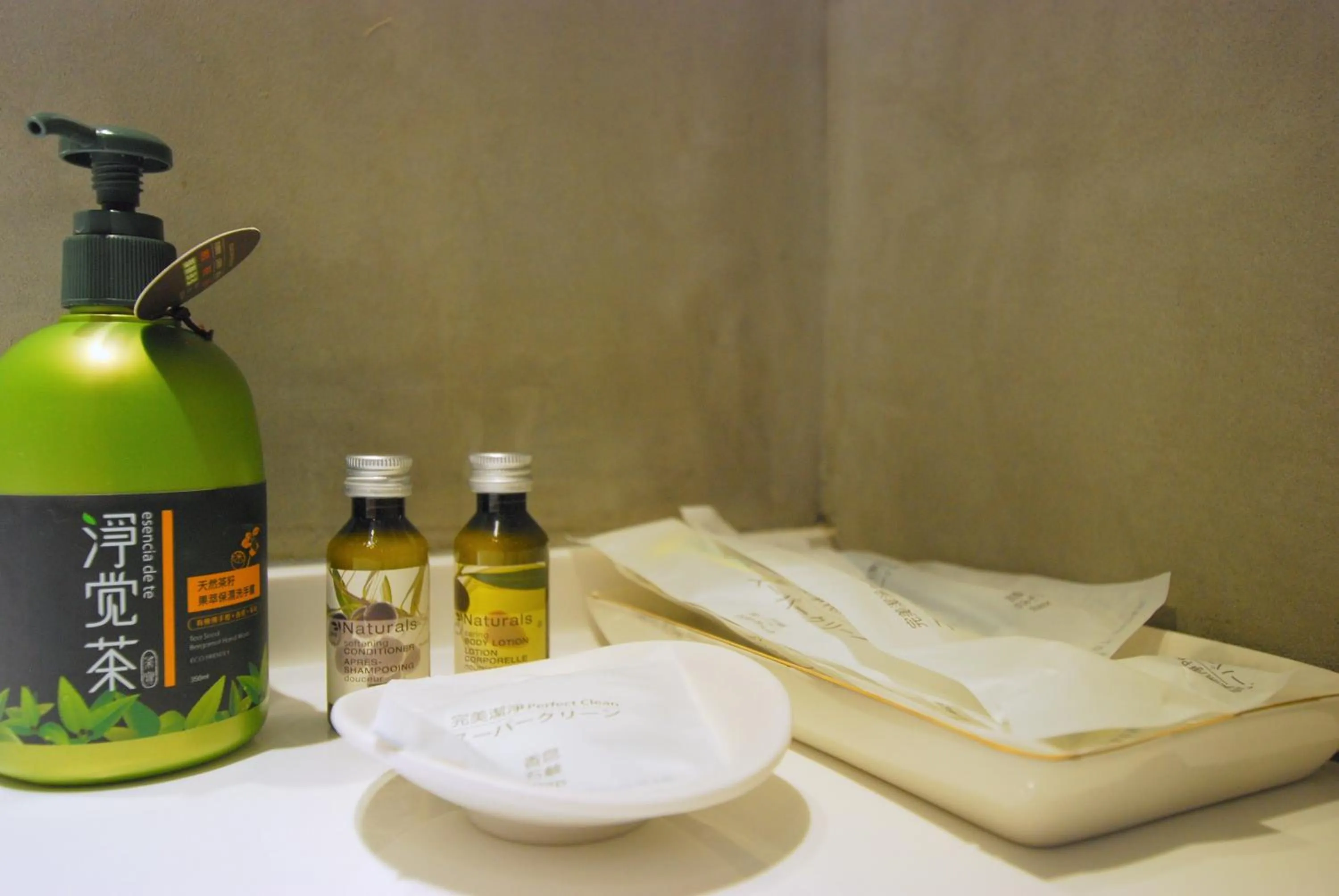 小小邸 Small Hotel