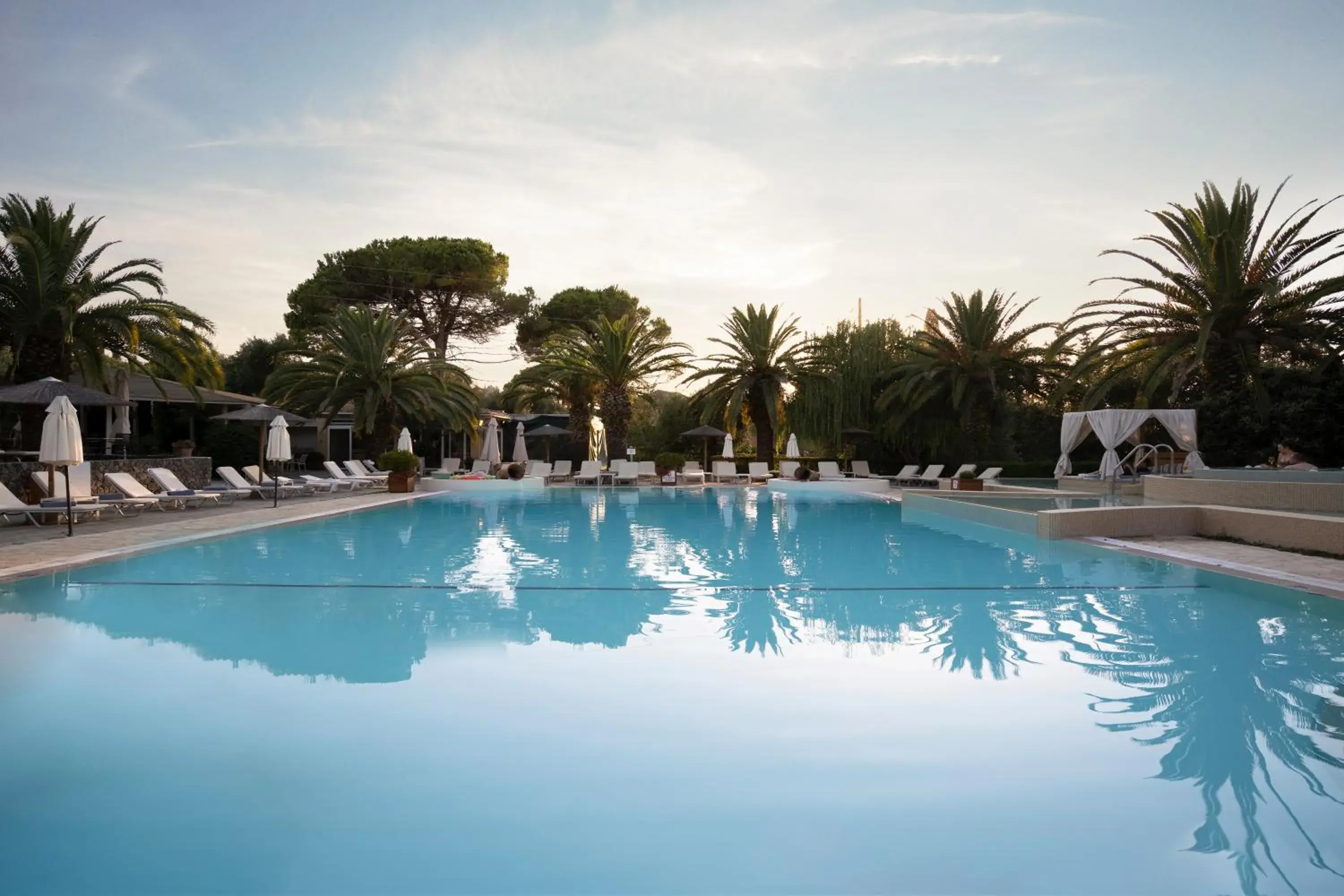 Swimming pool in Art Hotel Debono Swimming pool in Art Hotel Debono