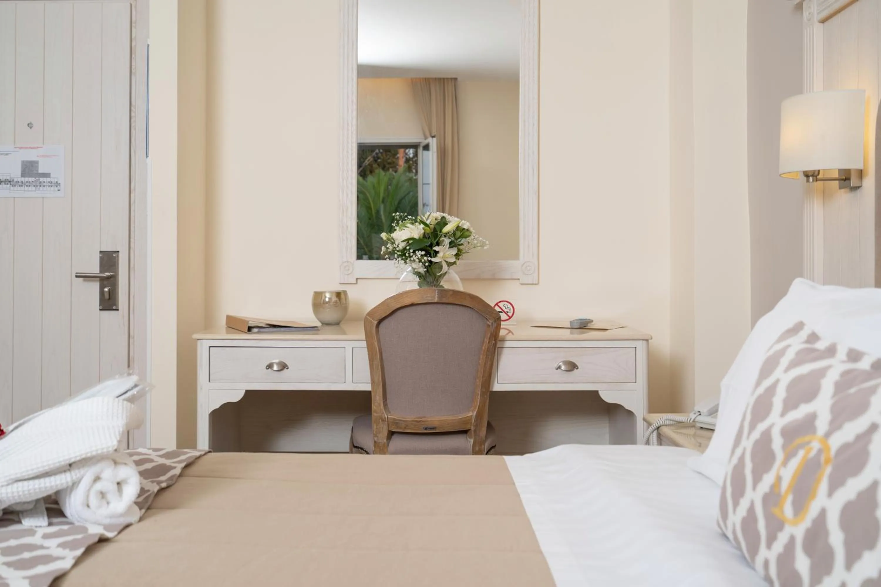 Area and facilities, Bed in Art Hotel Debono