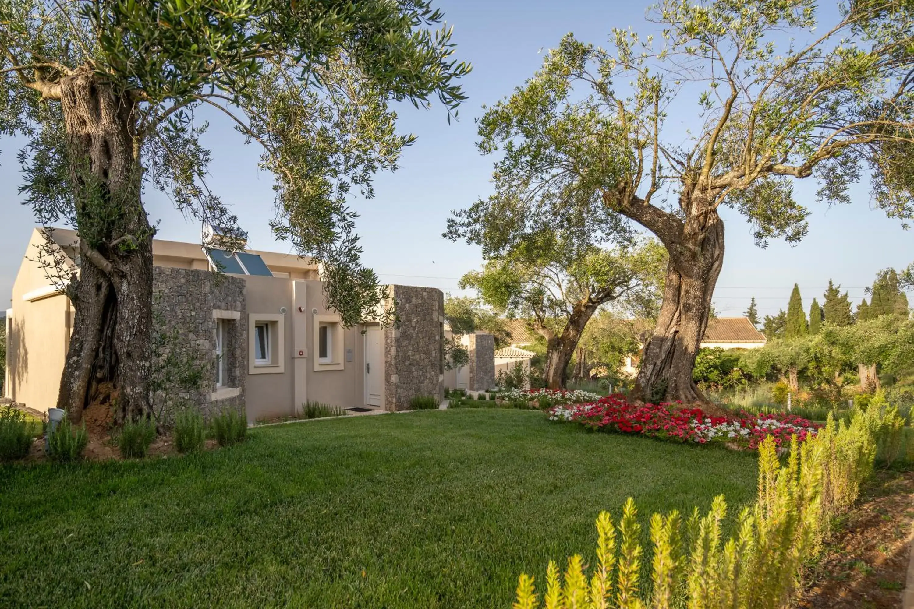 Property building in Art Hotel Debono Property building in Art Hotel Debono