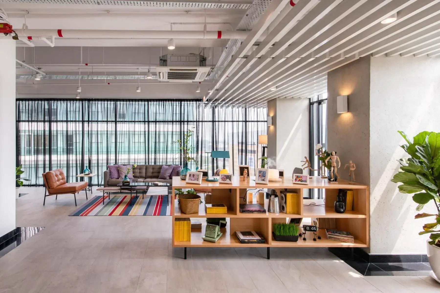 Library, Restaurant/Places to Eat in The Canvas Hotel