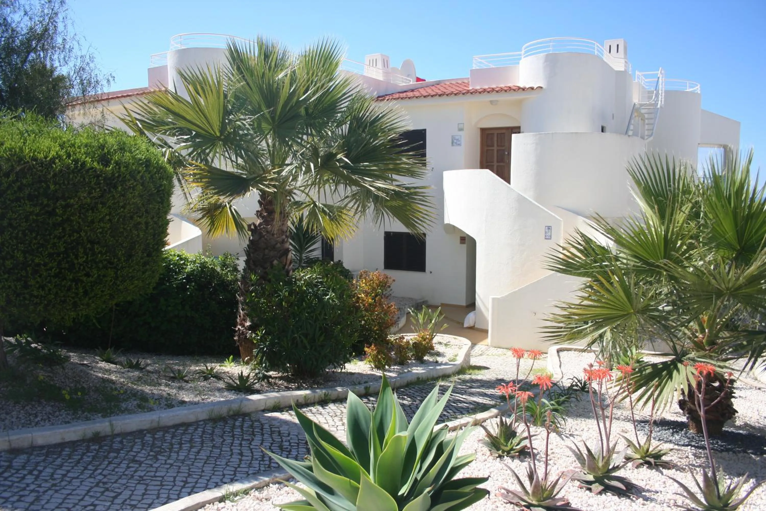 Garden in Monte Dourado