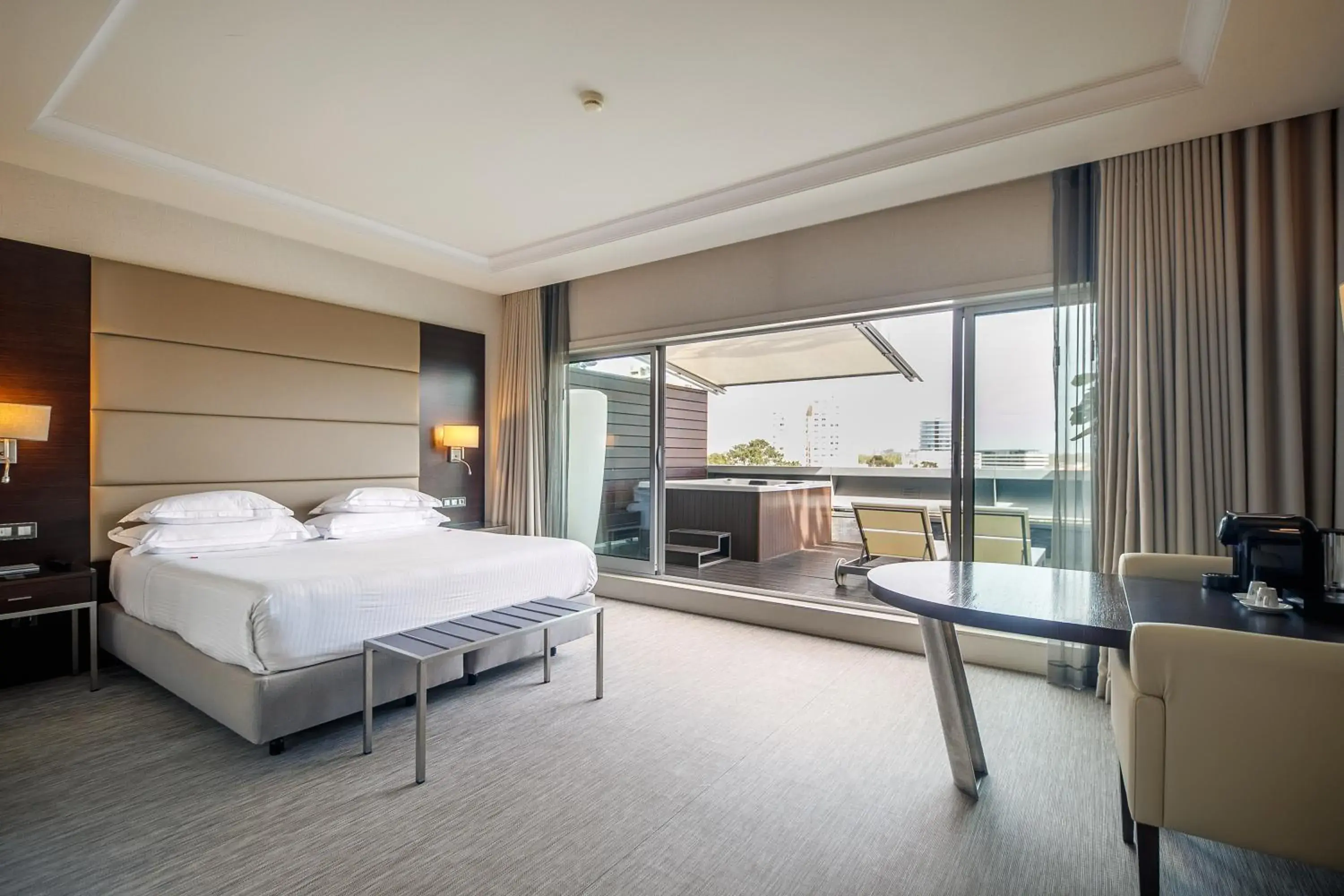 Photo of the whole room, Bed in BessaHotel Boavista Photo of the whole room, Bed in BessaHotel Boavista